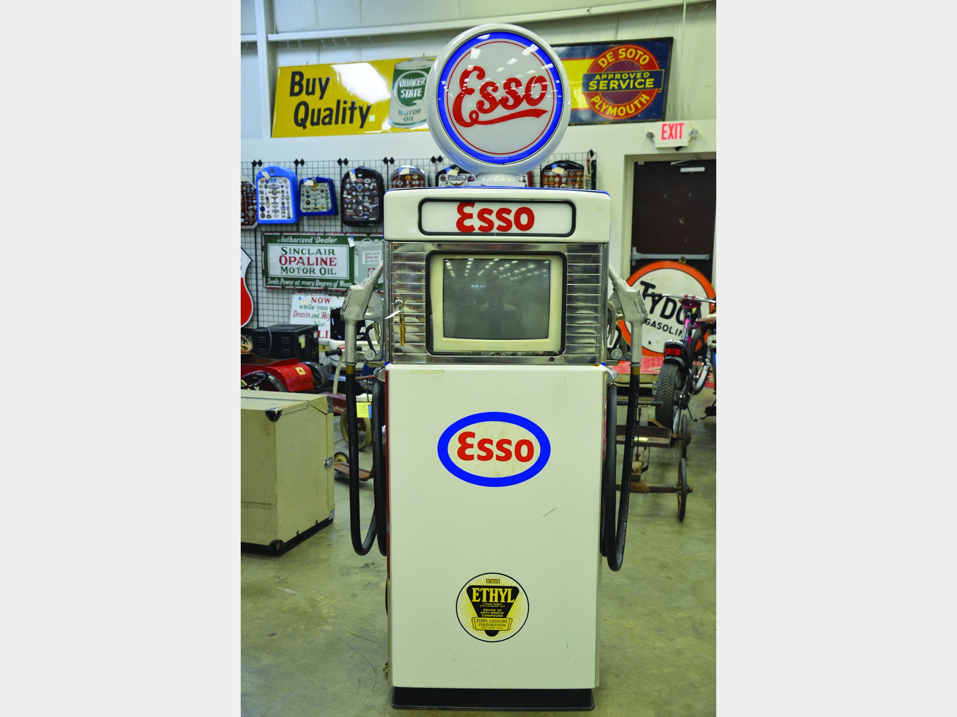 Wayne gas pump in Esso branding, fitted with a television.. | Auburn ...