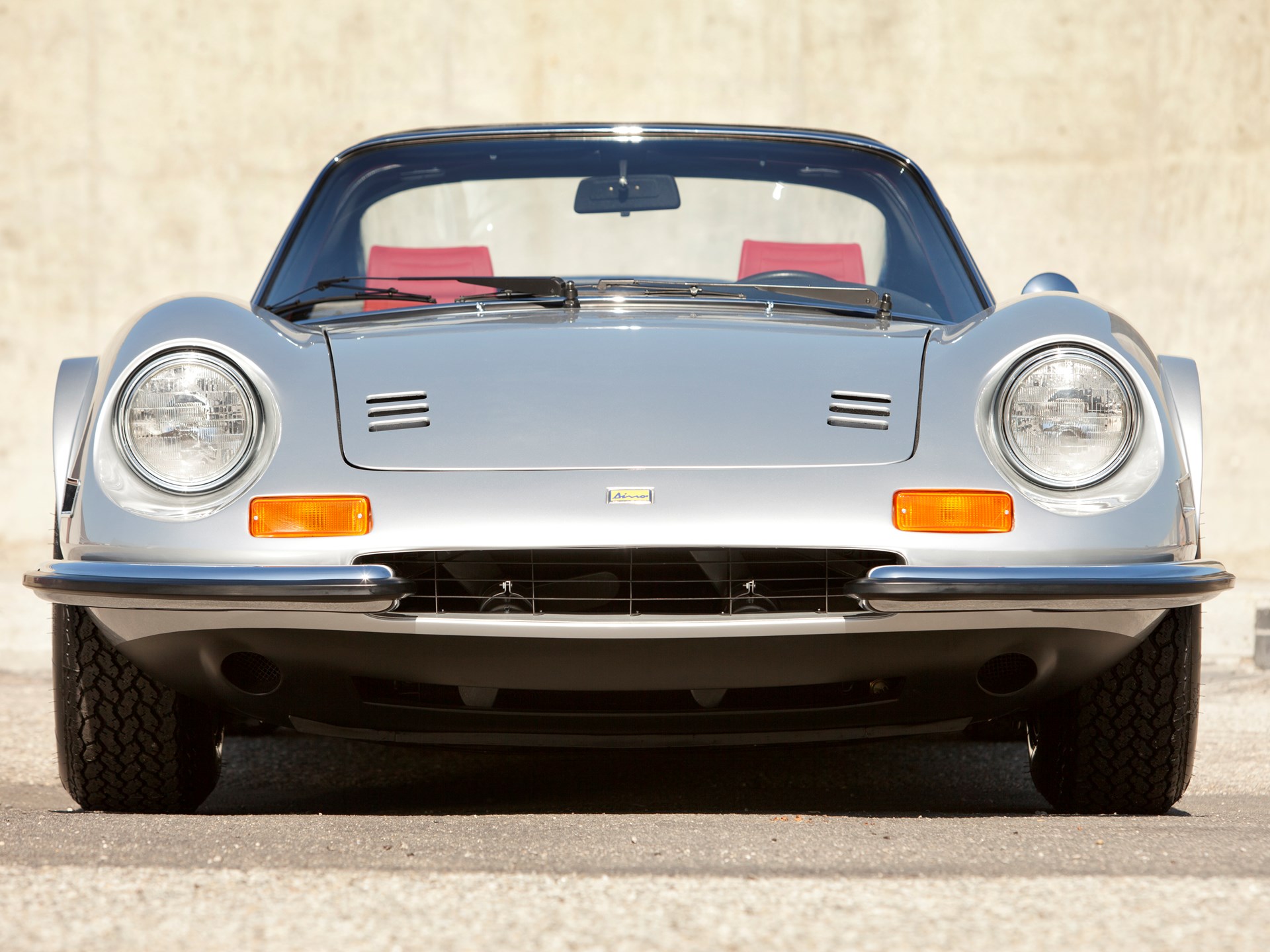 Rm Sothebys 1974 Ferrari Dino 246 Gts Chairs And Flares