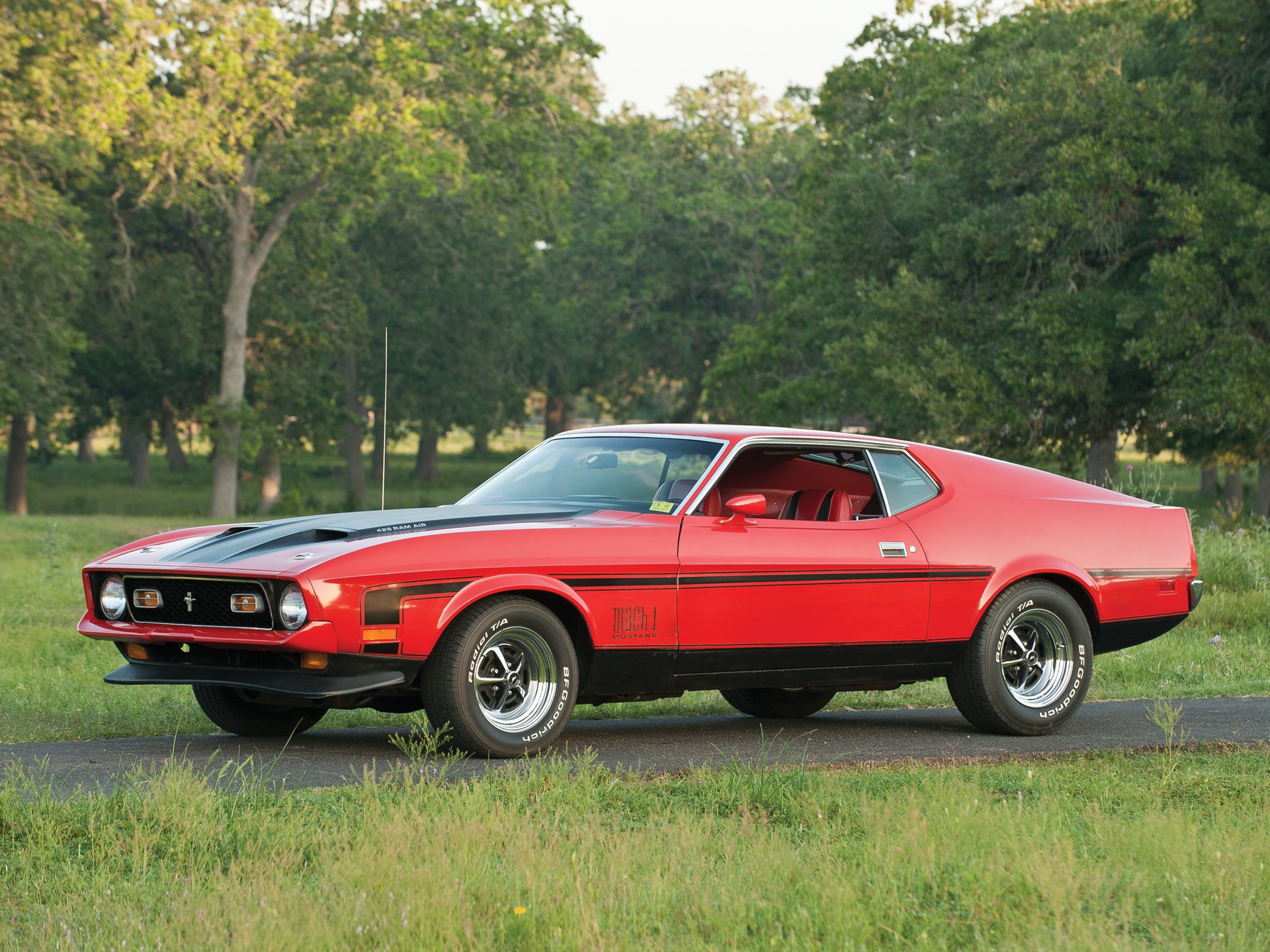 1971 Ford Mustang Mach 1 429 Sportsroof | The Charlie Thomas Collection