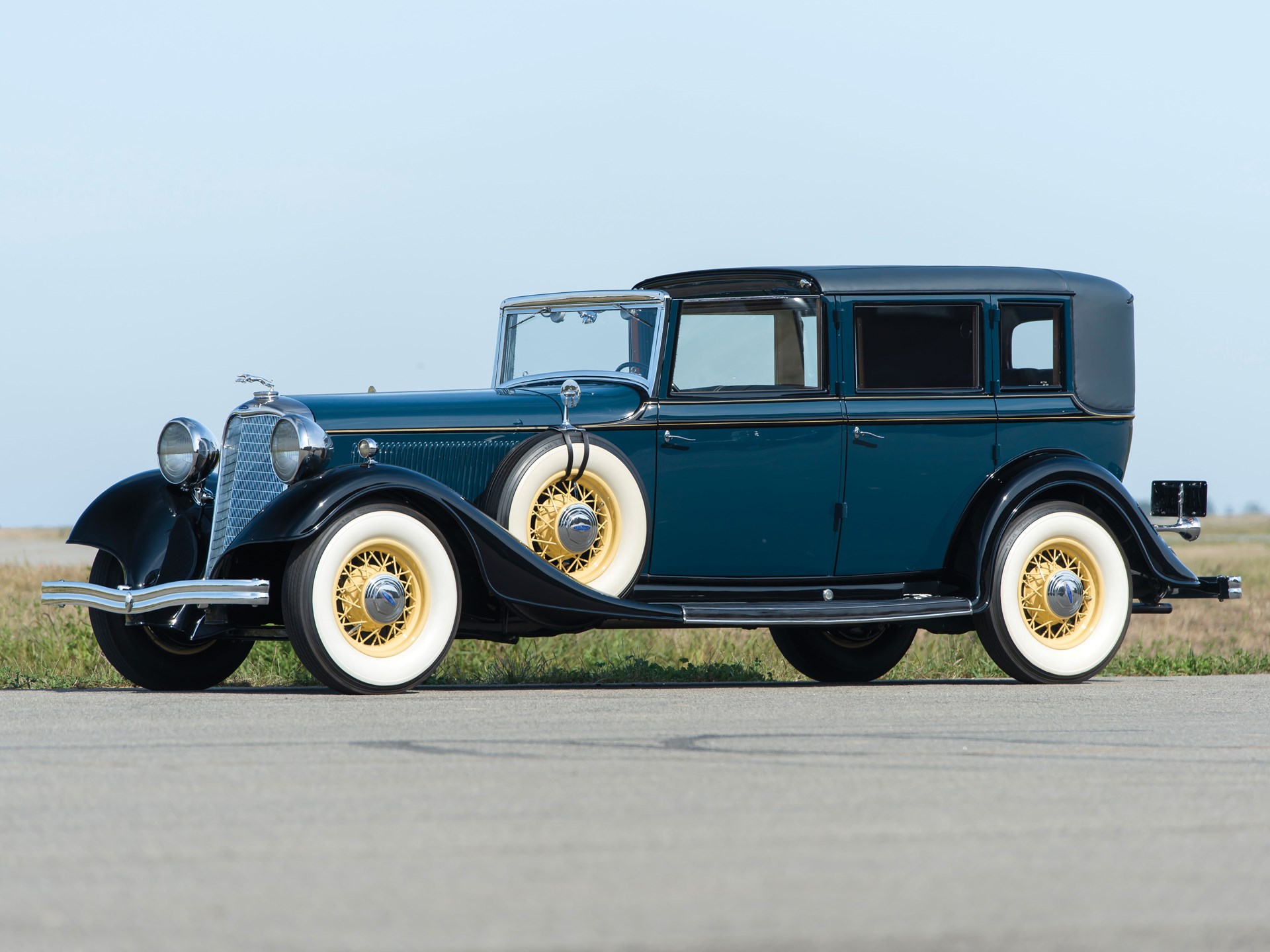 1933 Lincoln KB Town Car | California 2015 | RM Sotheby's