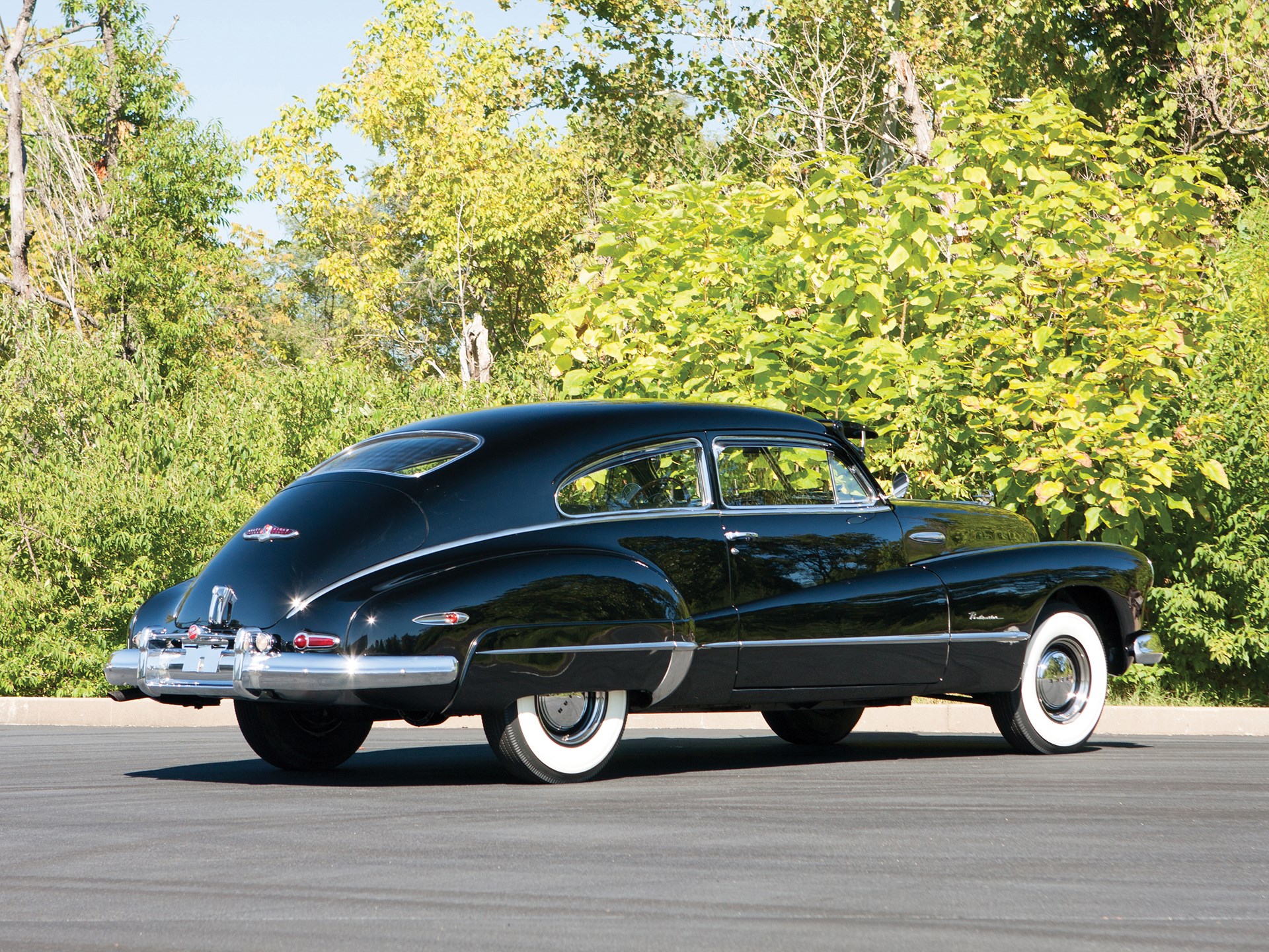 RM Sotheby's - 1946 Buick Roadmaster Sedanet | Hershey 2017