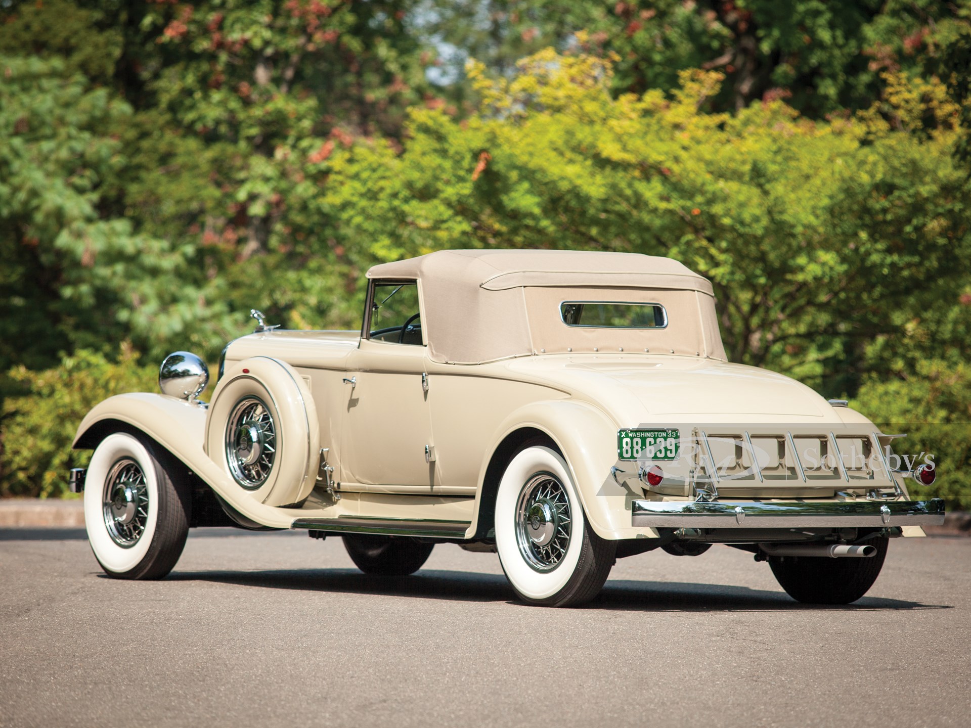 1933 Chrysler CL Imperial Convertible Roadster by LeBaron | Hershey ...