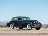 1940 Cadillac 60 Special Fleetwood Sunshine Turret Top Sedan