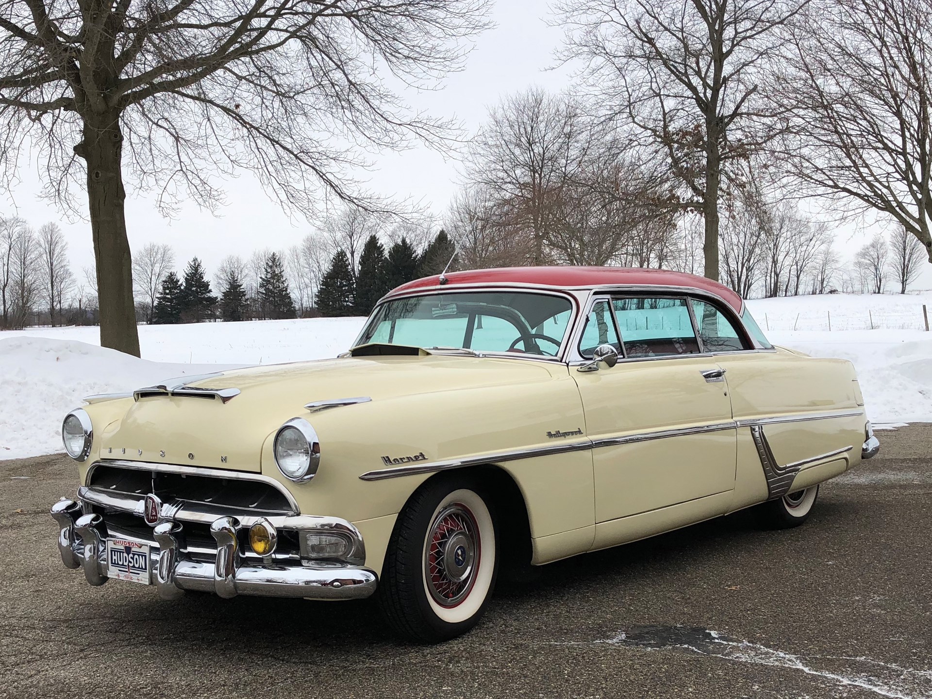 1954 Hudson Hornet Hollywood | Auburn Spring 2019 | RM Sotheby's