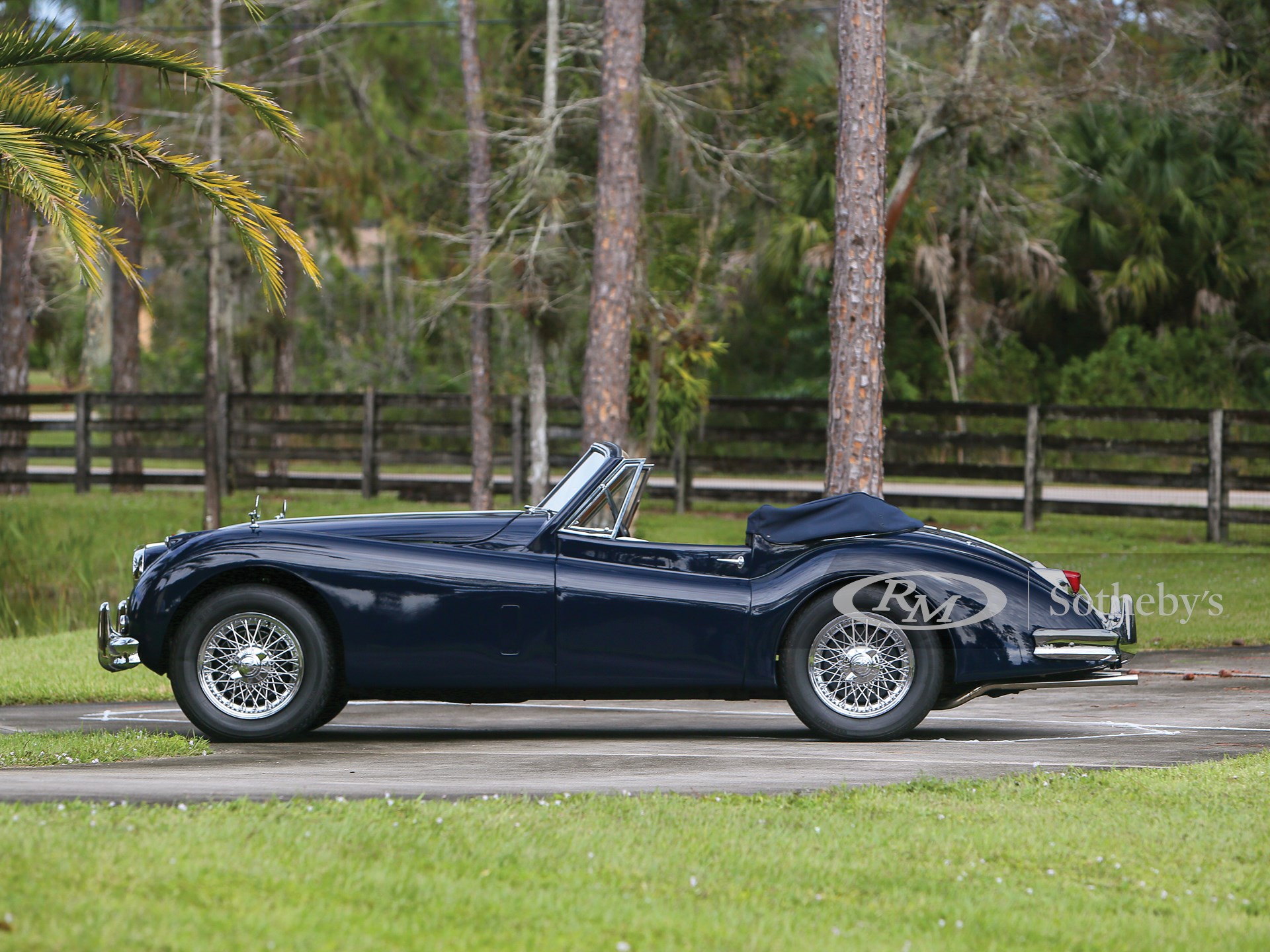 Ягуар кабриолет xk140
