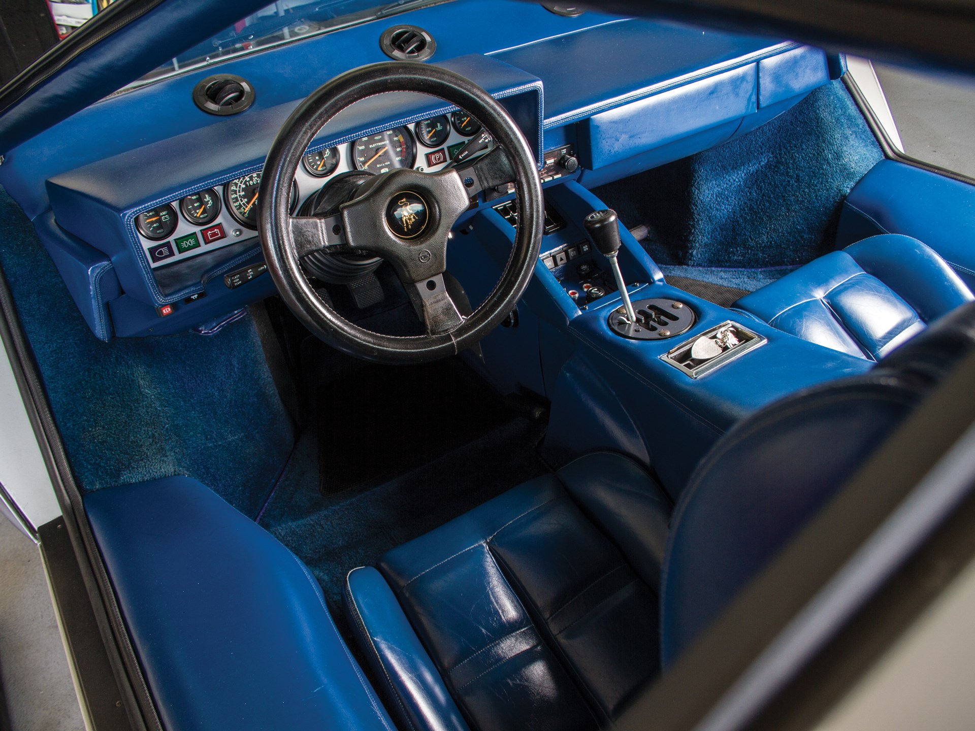 Inside The Lamborghini Countach