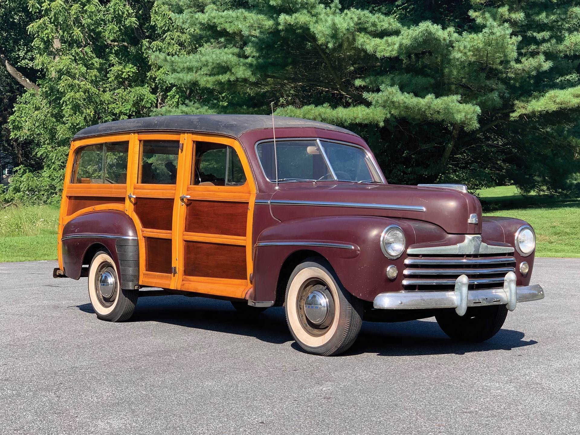 1948 Ford Station Wagon | Auburn Fall 2019 | RM Sotheby's