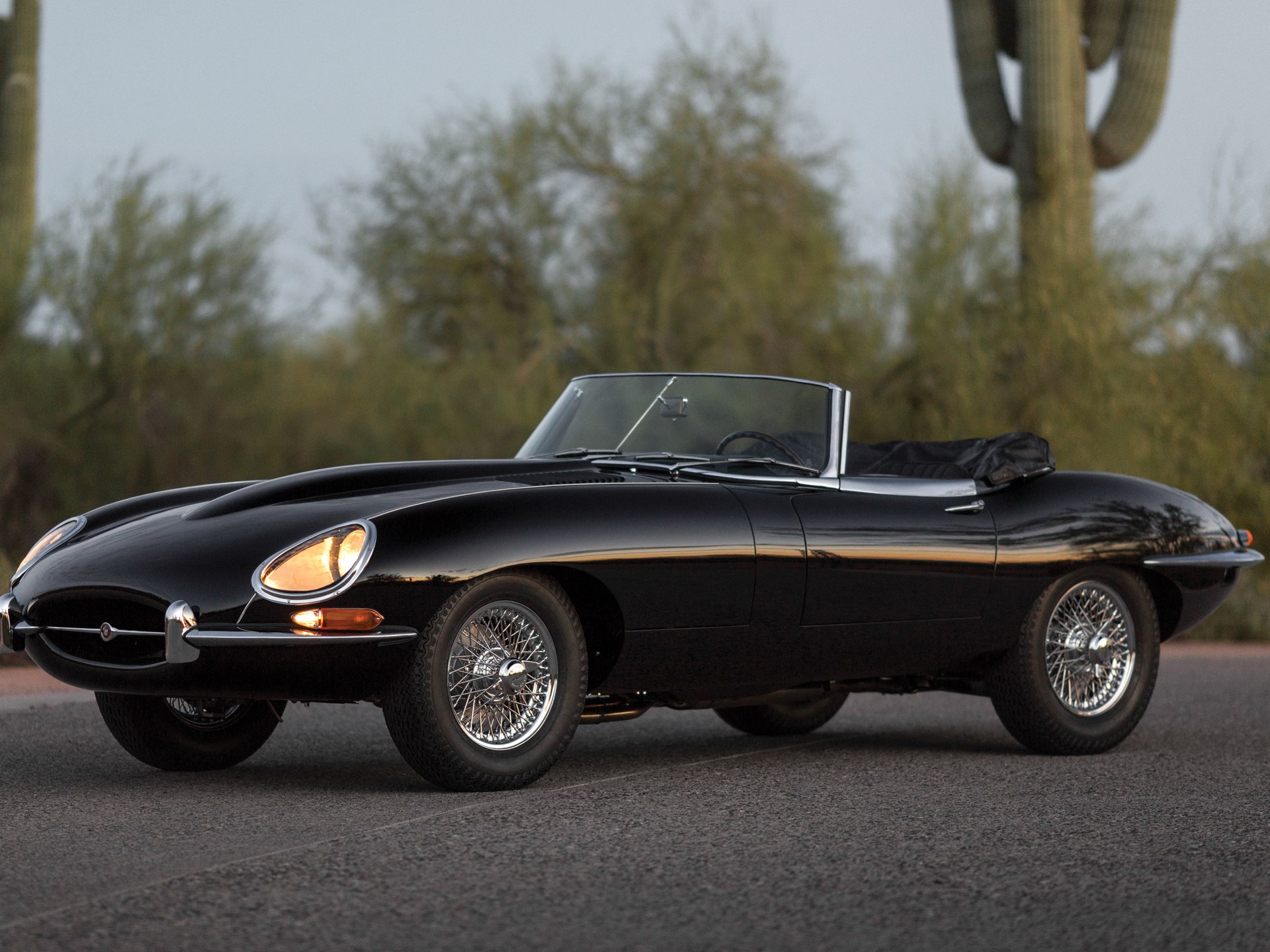 Aston Martin e Type