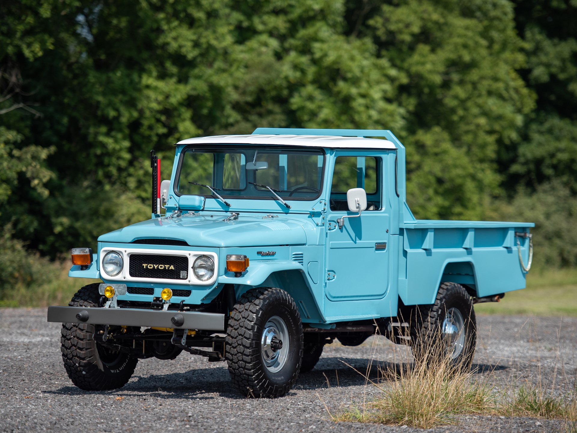 1986 Toyota FJ45 Land Cruiser Pickup | Auburn Fall 2021 | RM Sotheby's