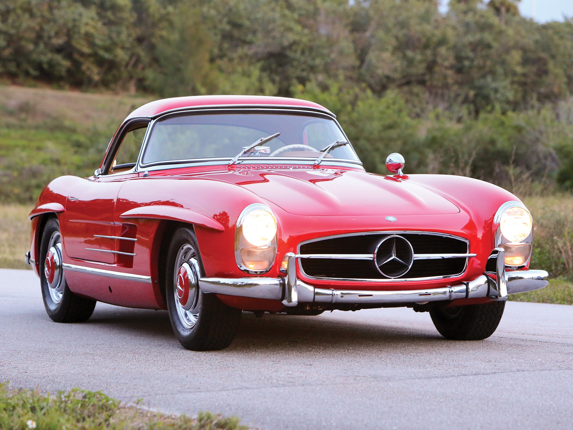 Mercedes Benz 300sl Red