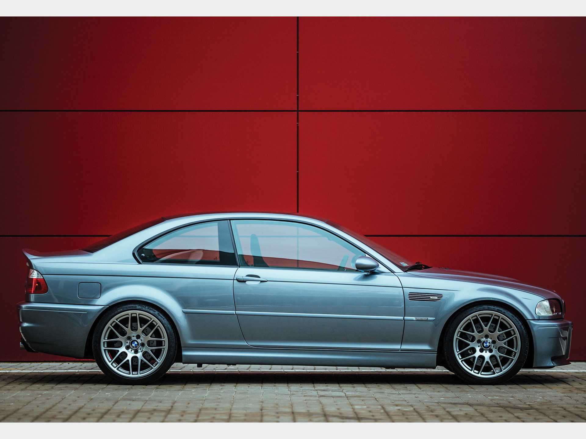 BMW m3 e46 сбоку