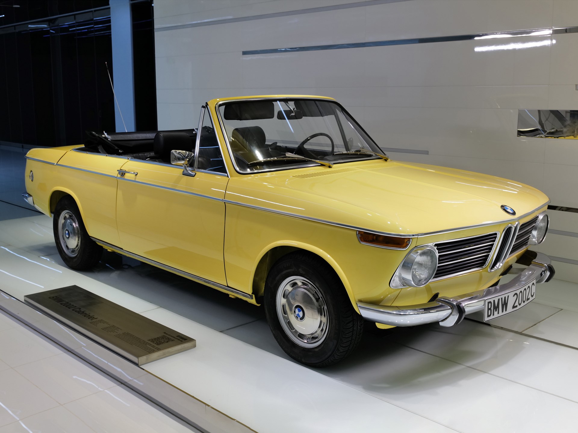 BMW 2002 кабриолет
