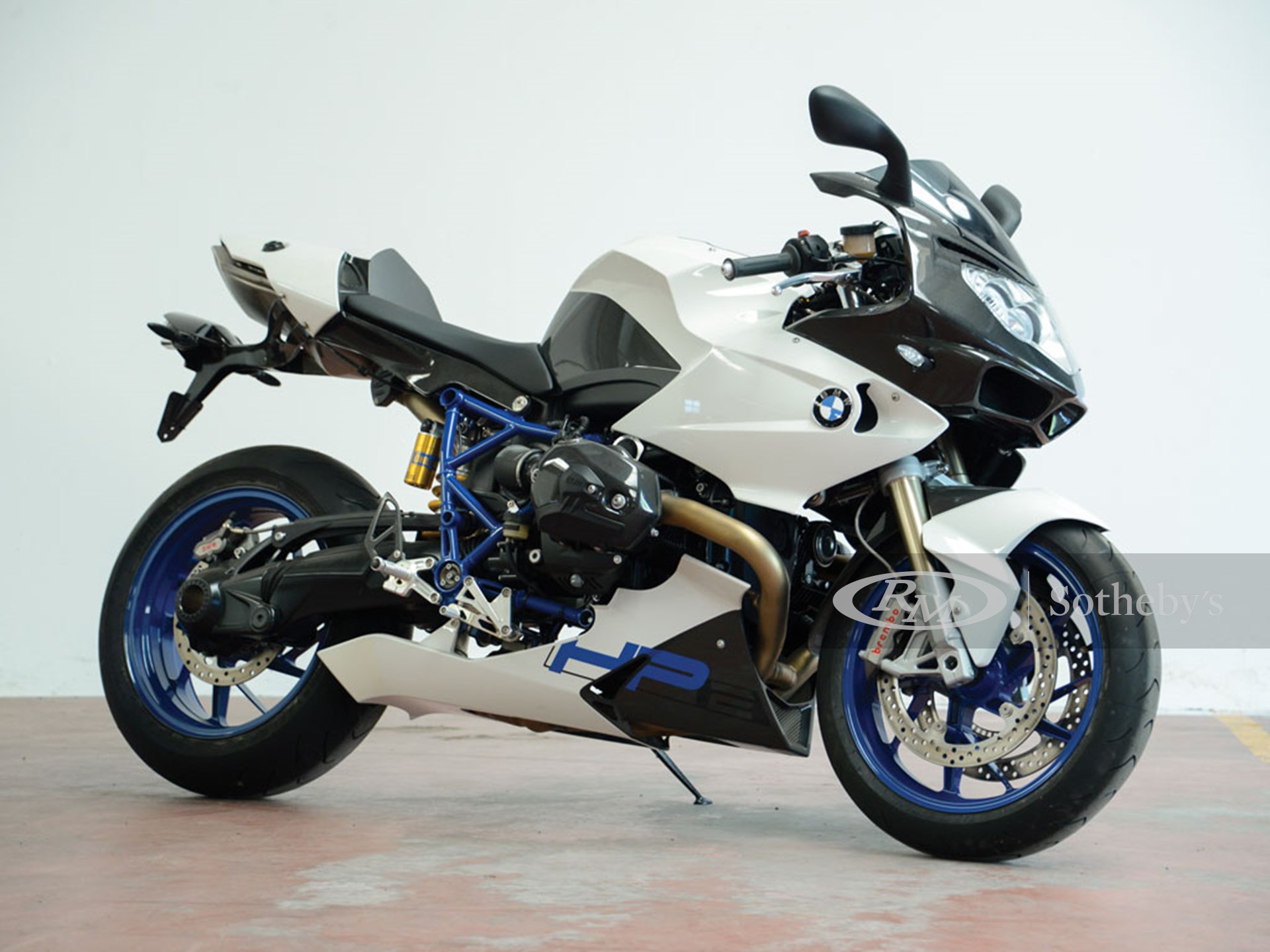 bmw hp2 race