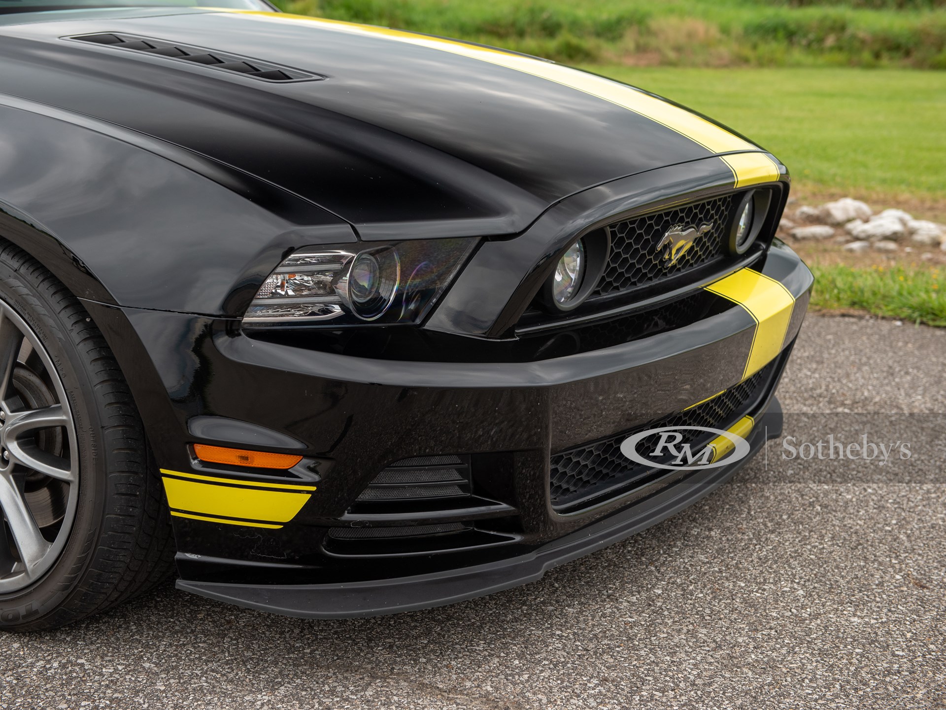 2014 Ford Mustang Hertz Penske GT  - 