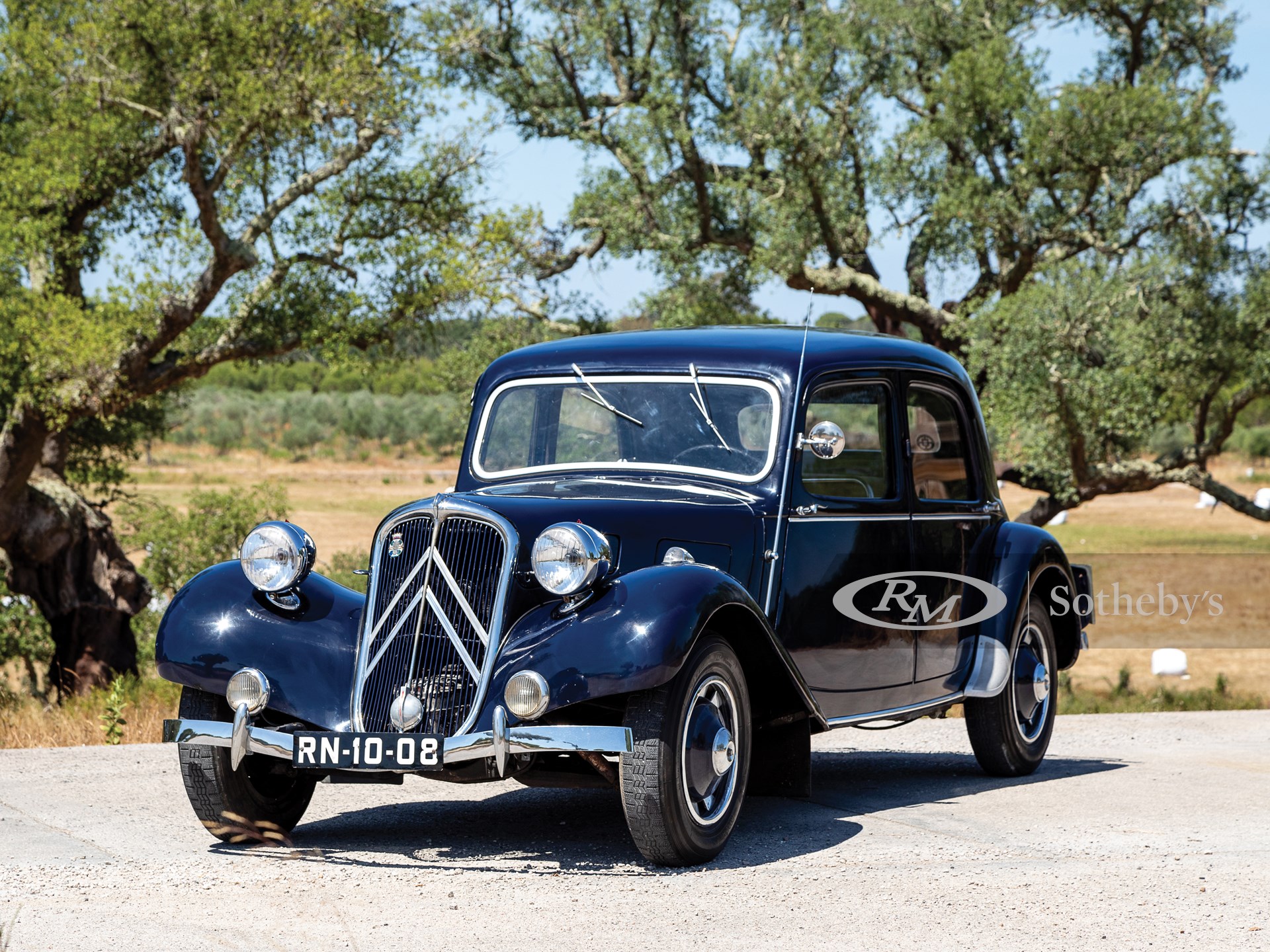 1937 Citroën Traction Avant 11 BL The Sáragga Collection