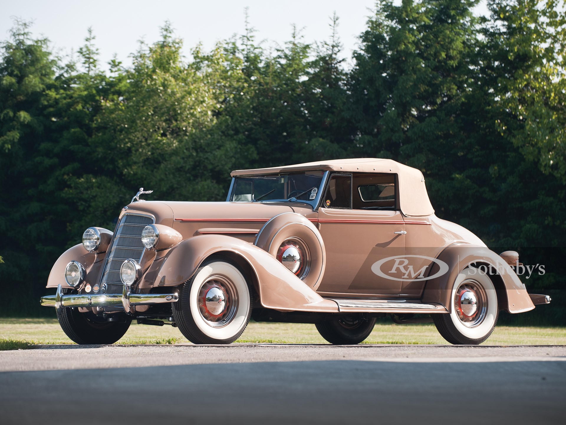 1934 Oldsmobile Eight Convertible Coupe | St. John's 2012 | RM Auctions