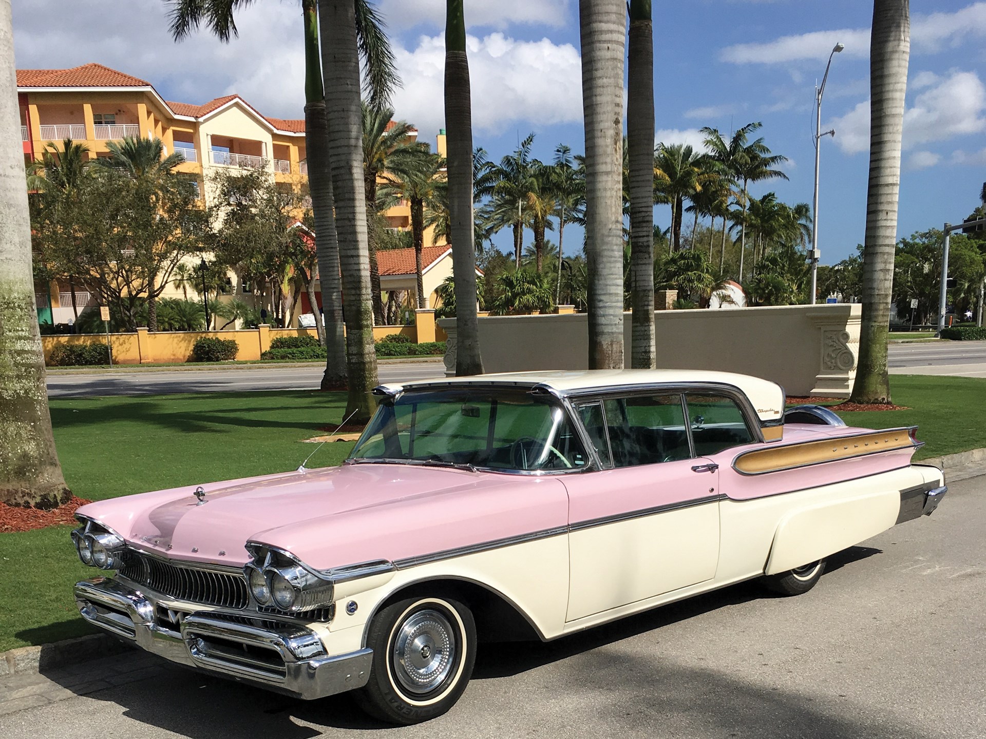 Mercury Monterey 1957