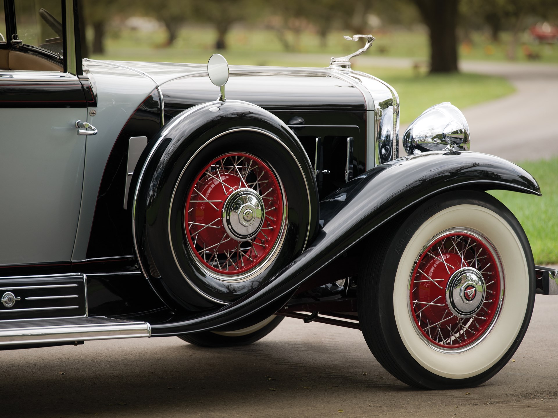 Cadillac v16 1930