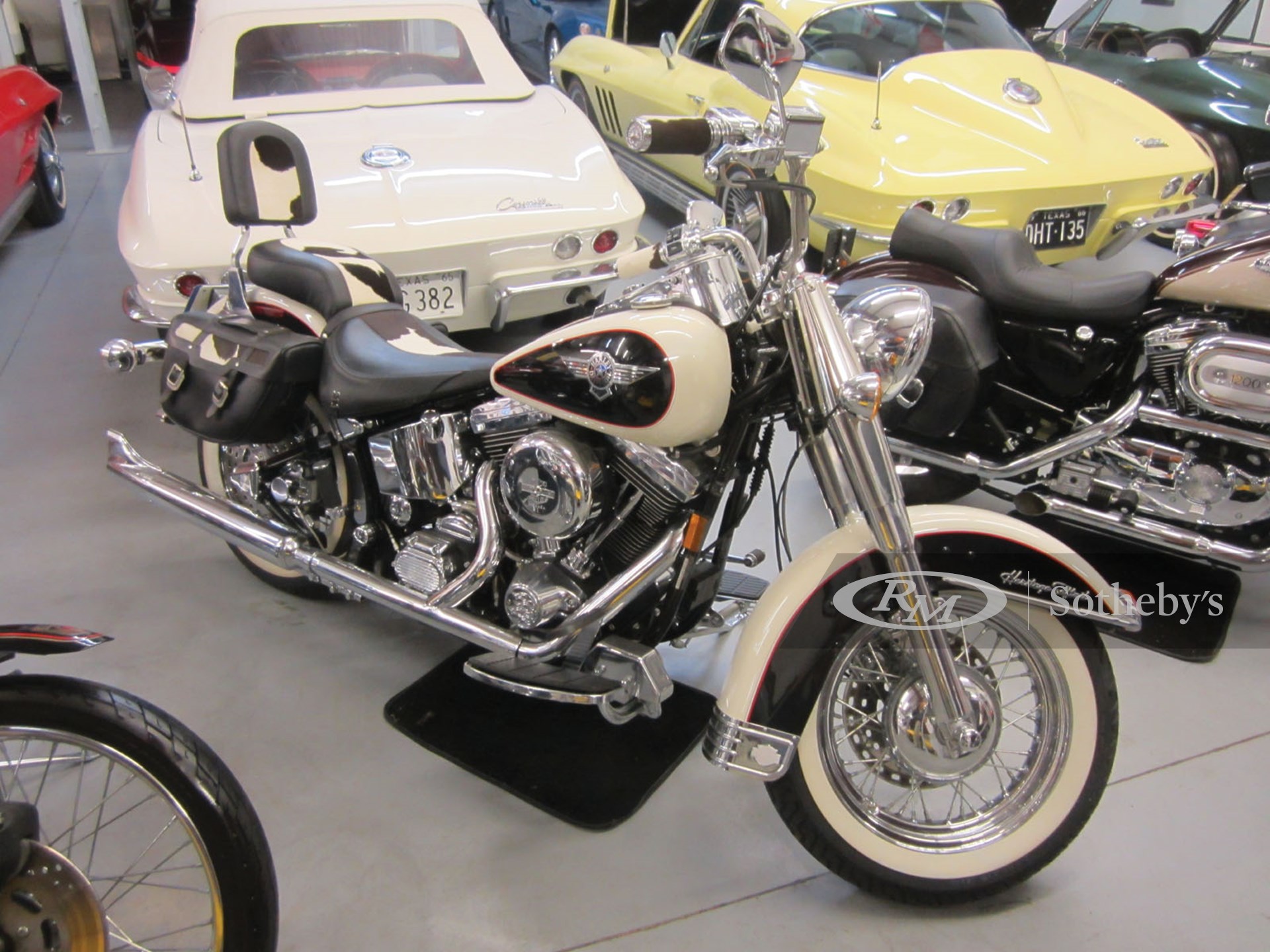 1993 Harley-Davidson Mooglide (90th Anniversary) 