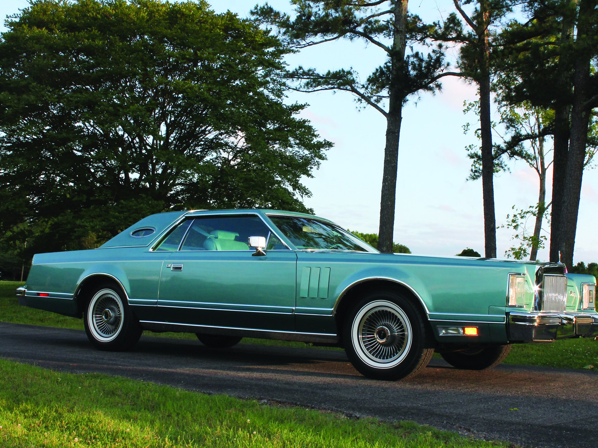 Lincoln continental mark 5