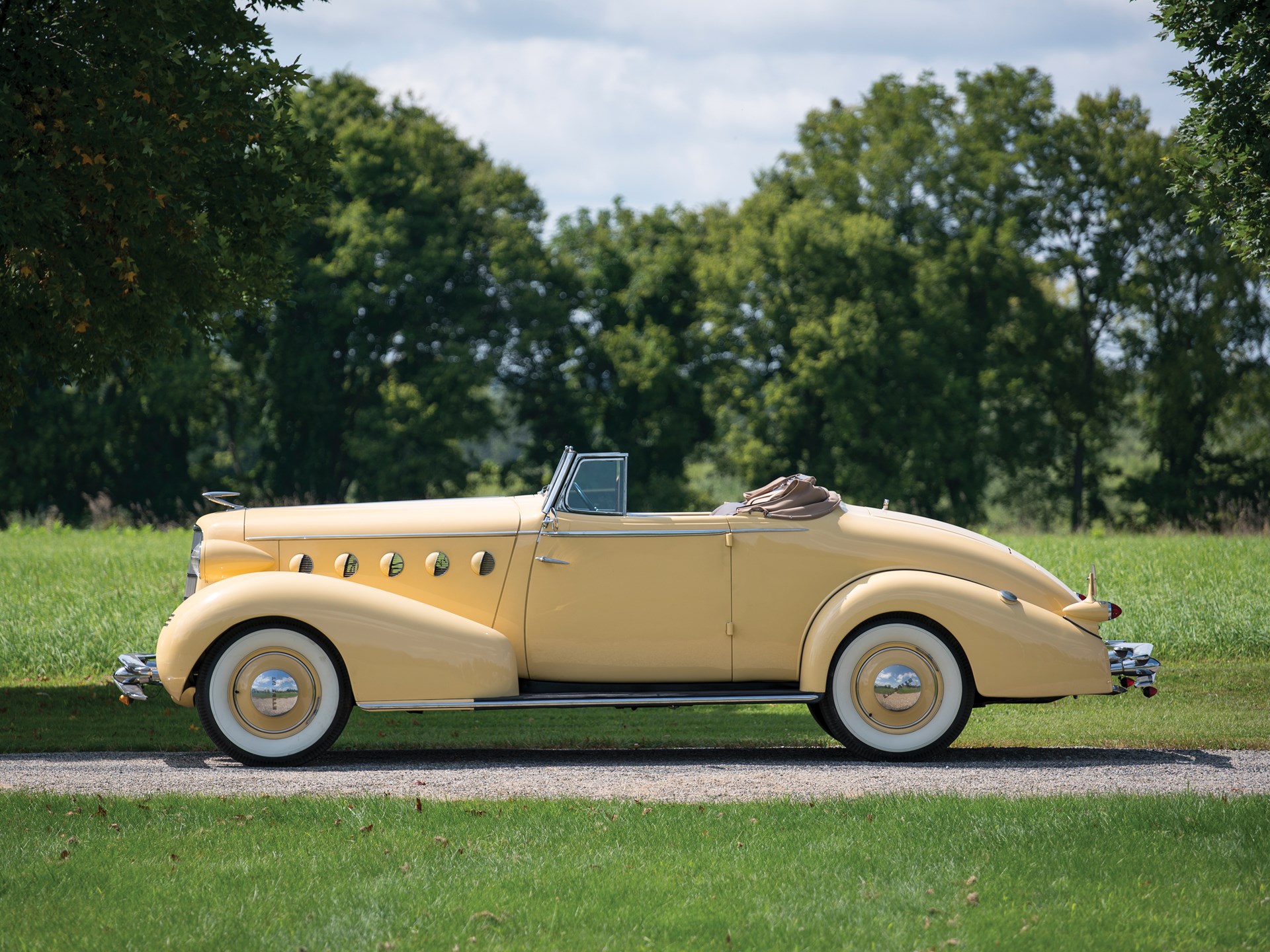 1934 LaSalle Series 50 Convertible Coupe Hershey 2017 RM Sotheby's