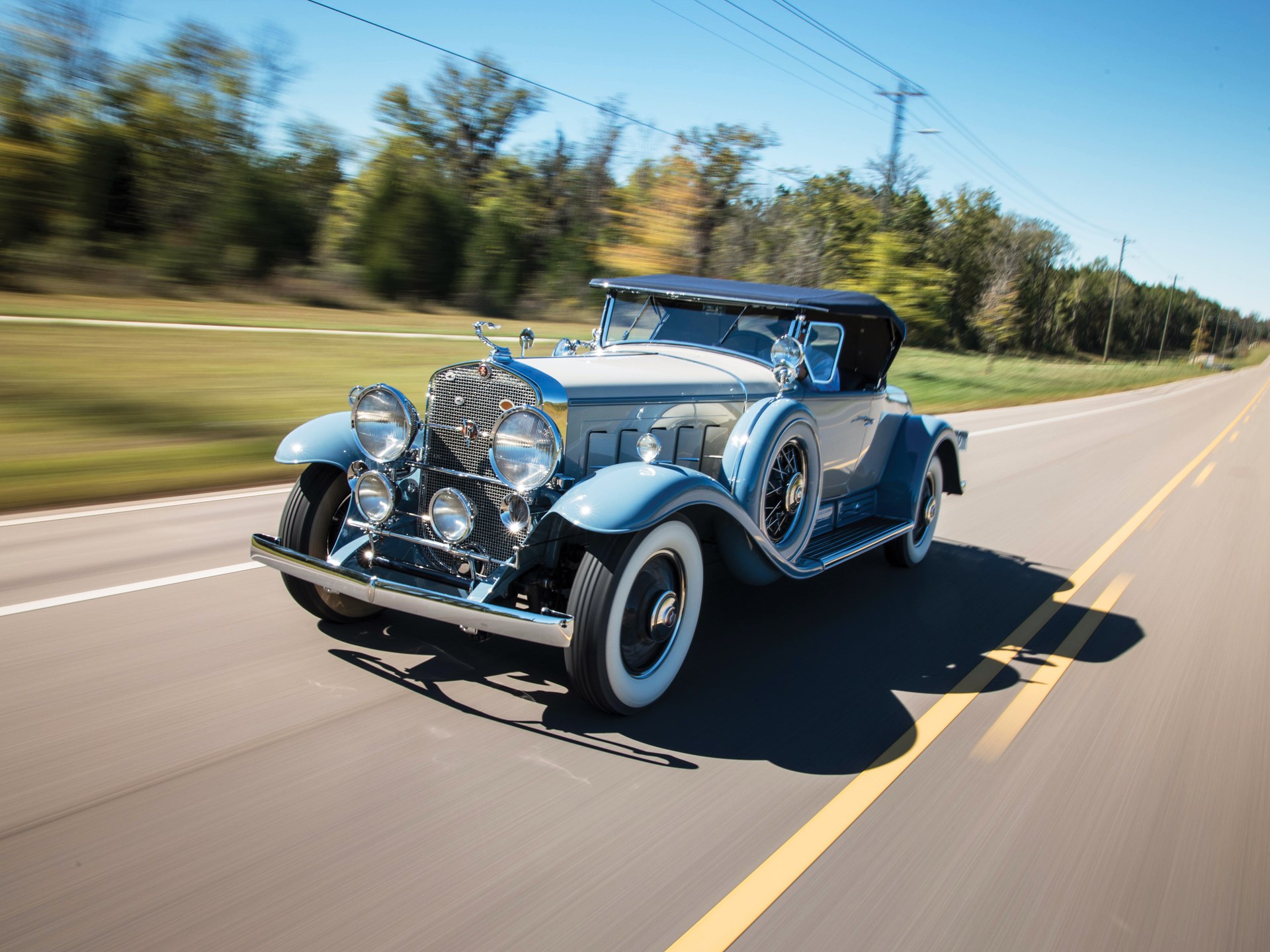 Cadillac v16 1930