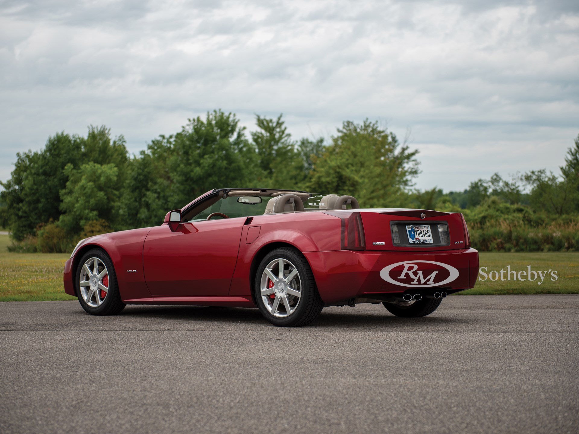 2005 Cadillac XLR | Auburn Fall 2019 | RM Auctions