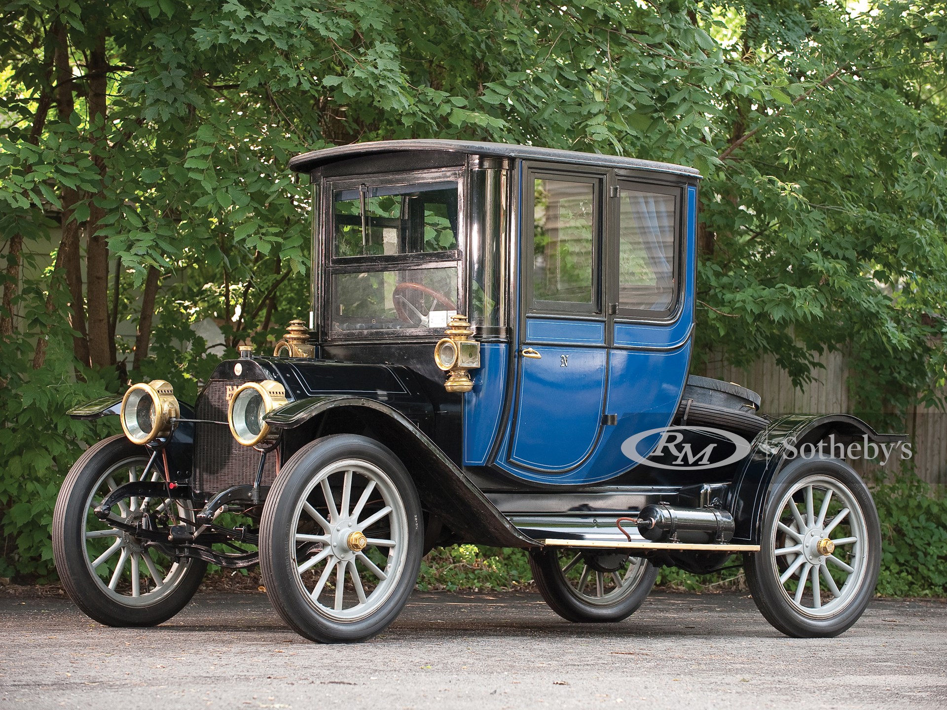 1911 E-M-F 30 Coupe 