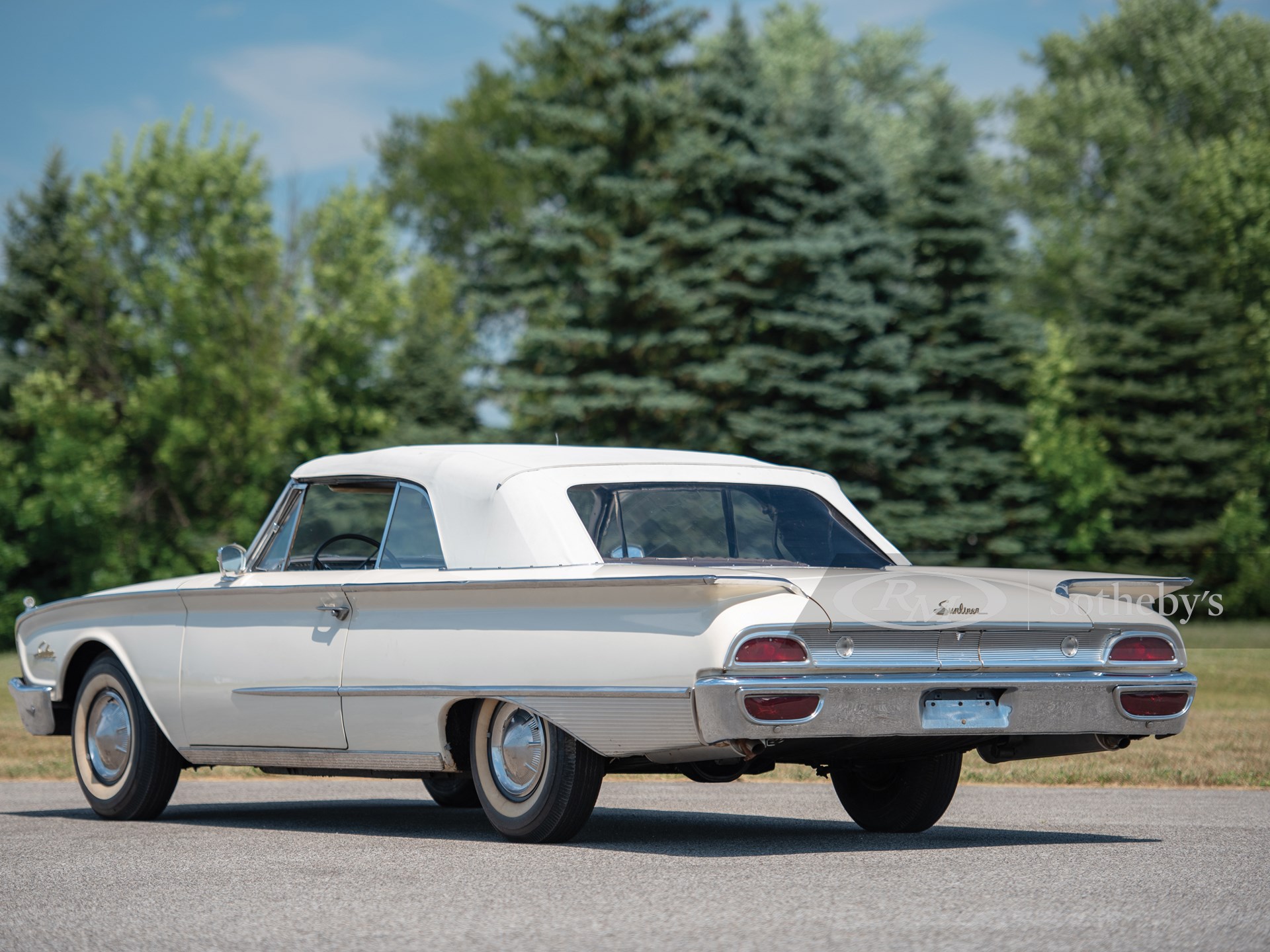 Ford Sunliner 1960