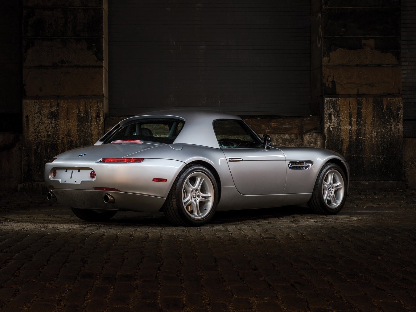 RM Sothebys  2002 BMW Z8 Roadster  Arizona 2016