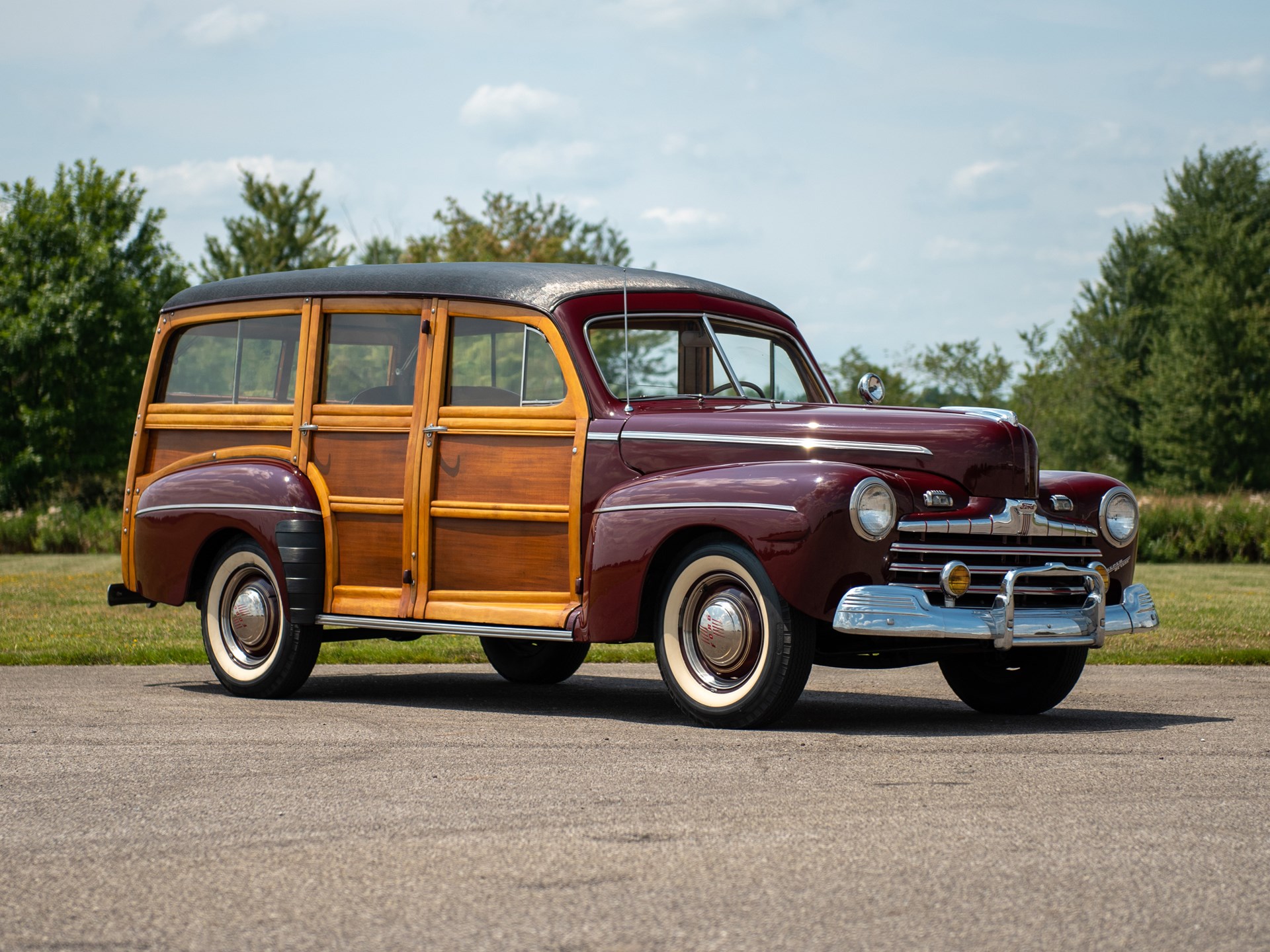 1946 Ford Super Deluxe Station Wagon 