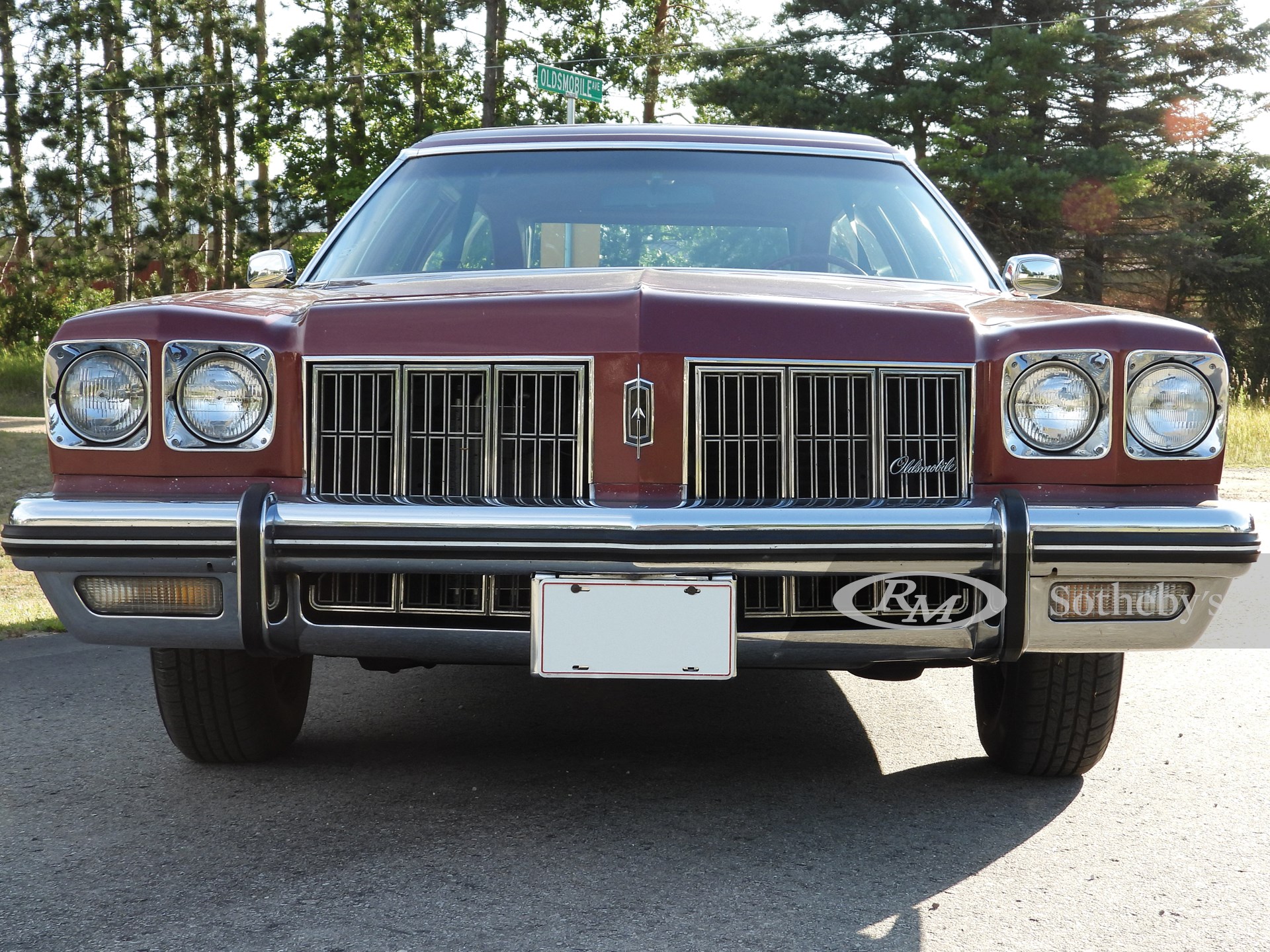 1975 Oldsmobile Custom Cruiser Station Wagon | Auburn Fall 2019 | RM ...