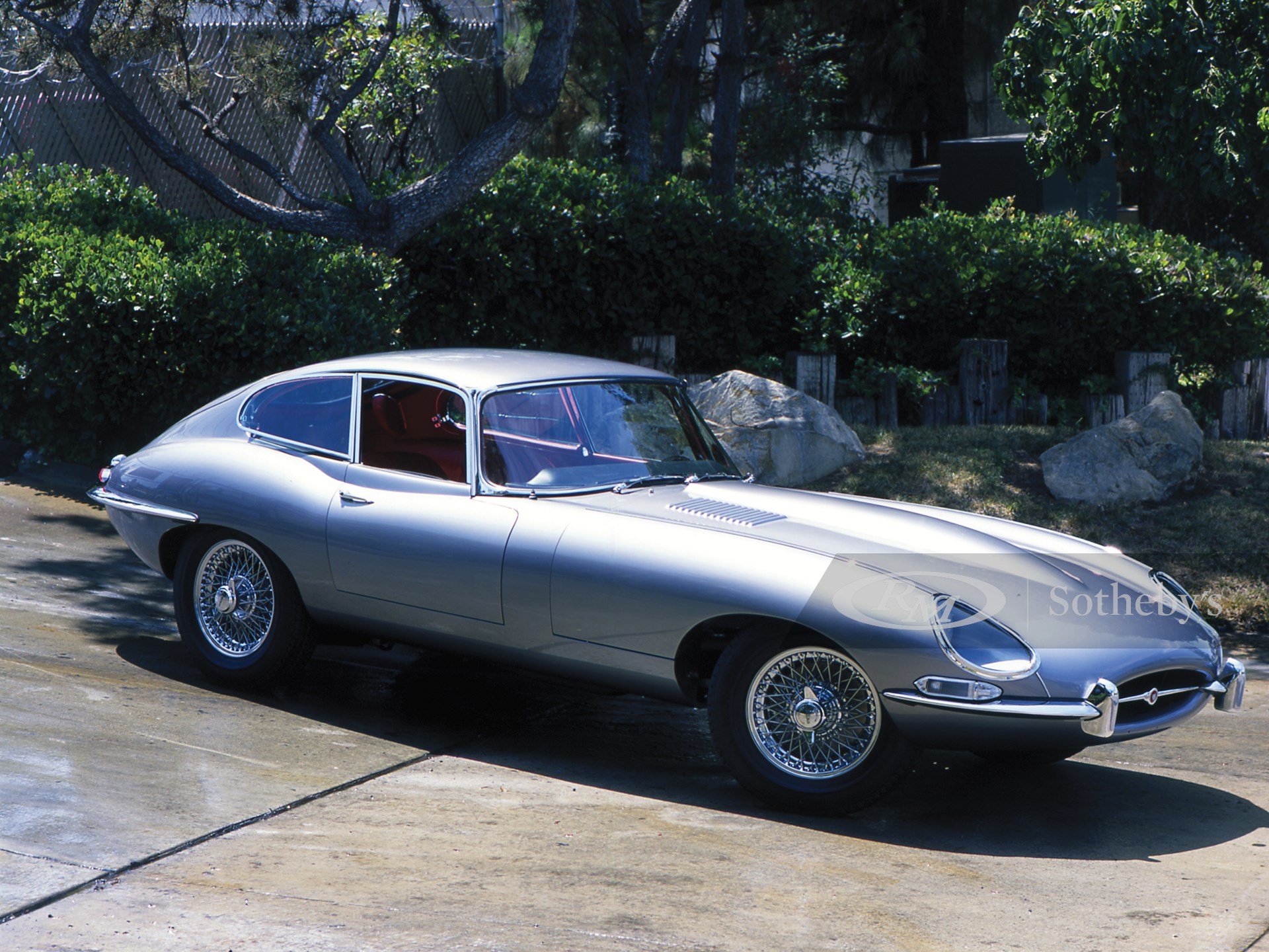 1966 Jaguar E-Type Series 1 FHC 