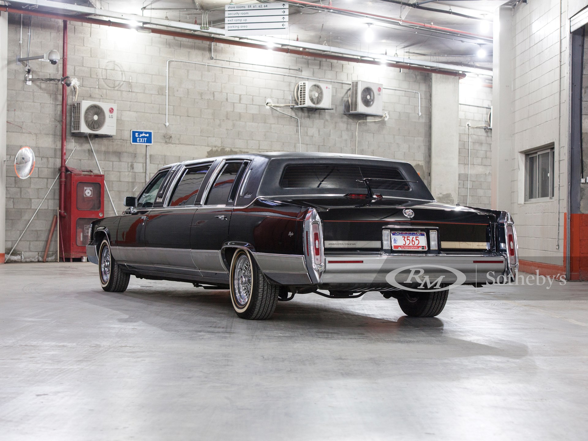 Cadillac brougham 1990