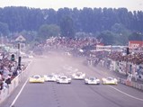 Chassis 004 sits in pole at the start of the 1986 24 Hours of Le Mans.