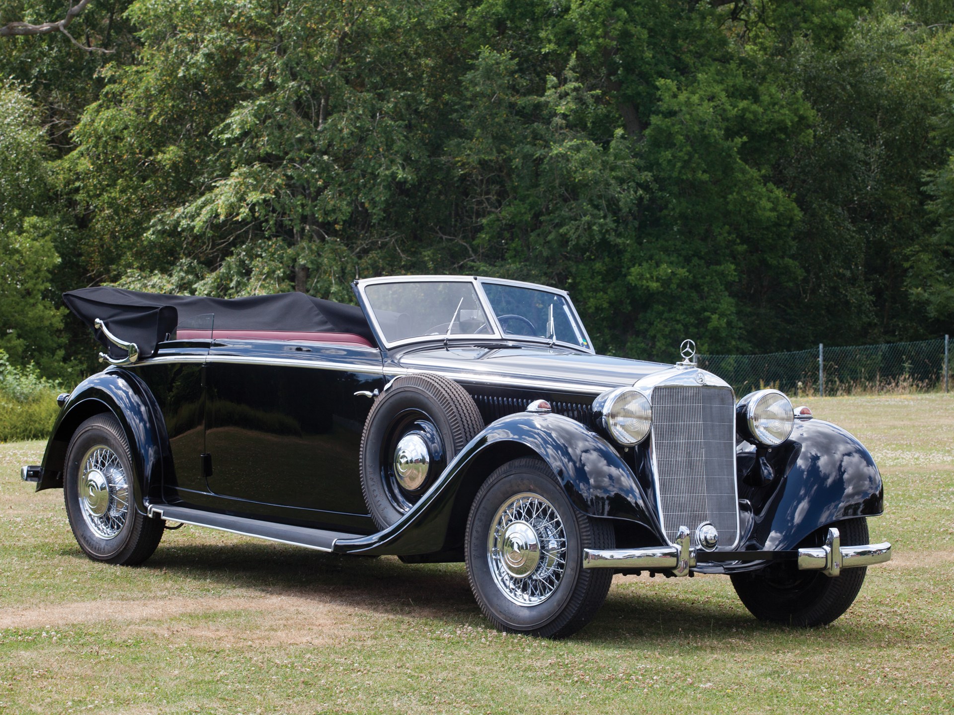 Mercedes Benz 320 Cabriolet a