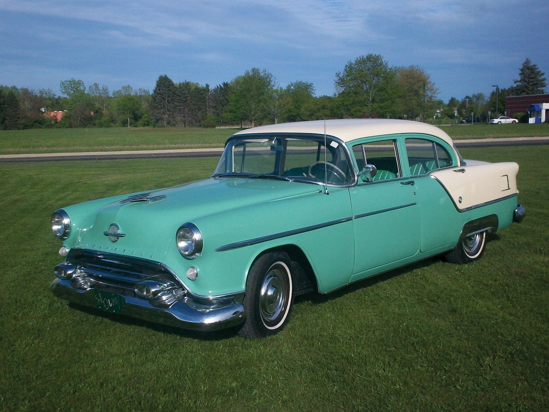 Oldsmobile 88 1954