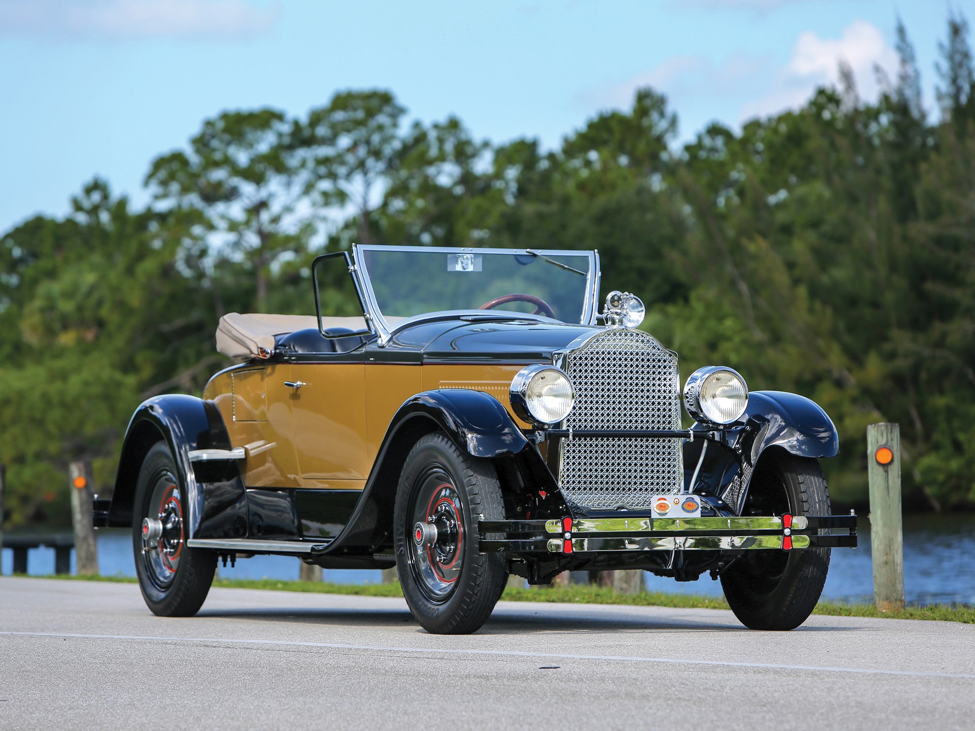 RM Sotheby's - 1927 Packard Six Runabout | Hershey 2016