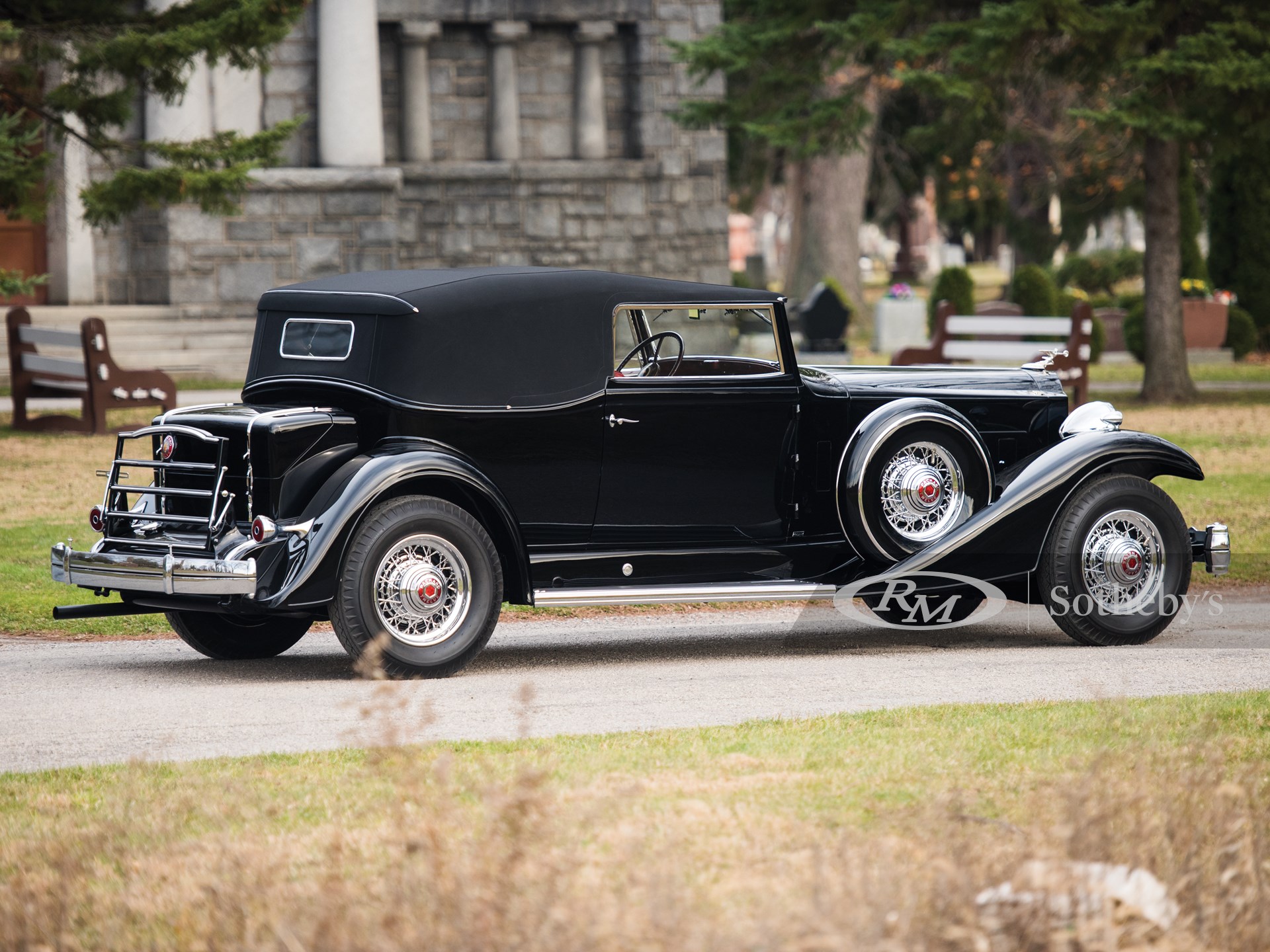 1933 Cadillac Convertible Coupe