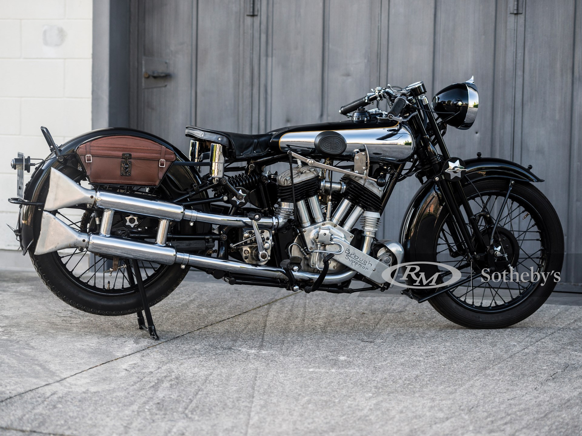 1933 Brough Superior SS80 De Luxe | Villa Erba 2017 | RM Sotheby's