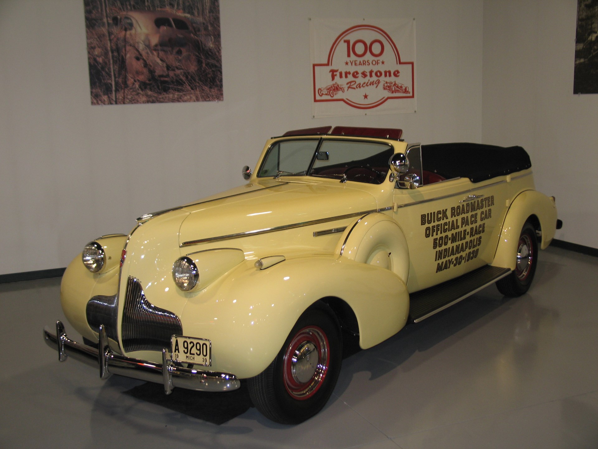 Buick Roadmaster Convertible sedan