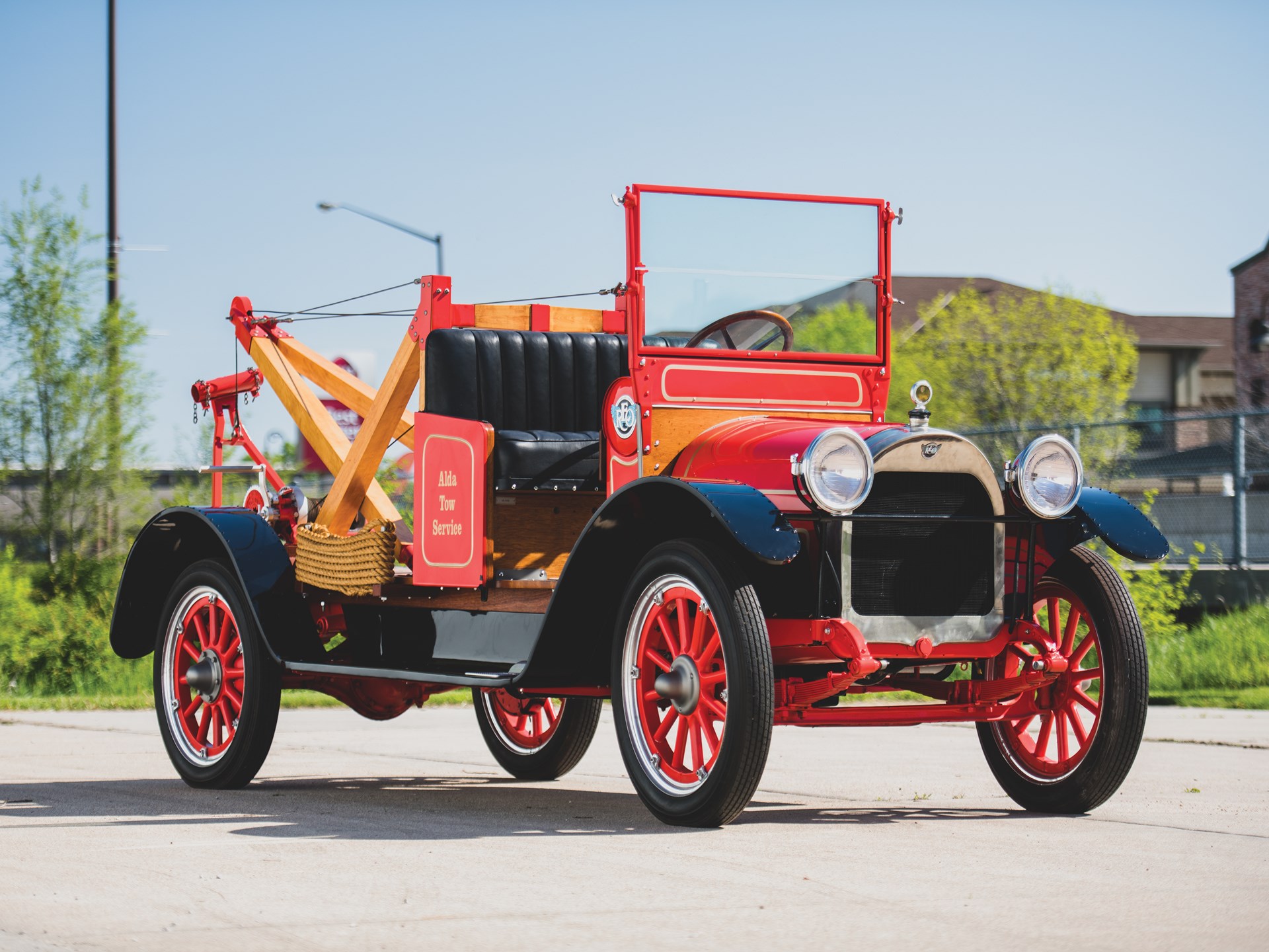 1917 Reo Model F Speed Wagon ¾-Ton Tow Truck | Hershey 2019 | RM Sotheby's