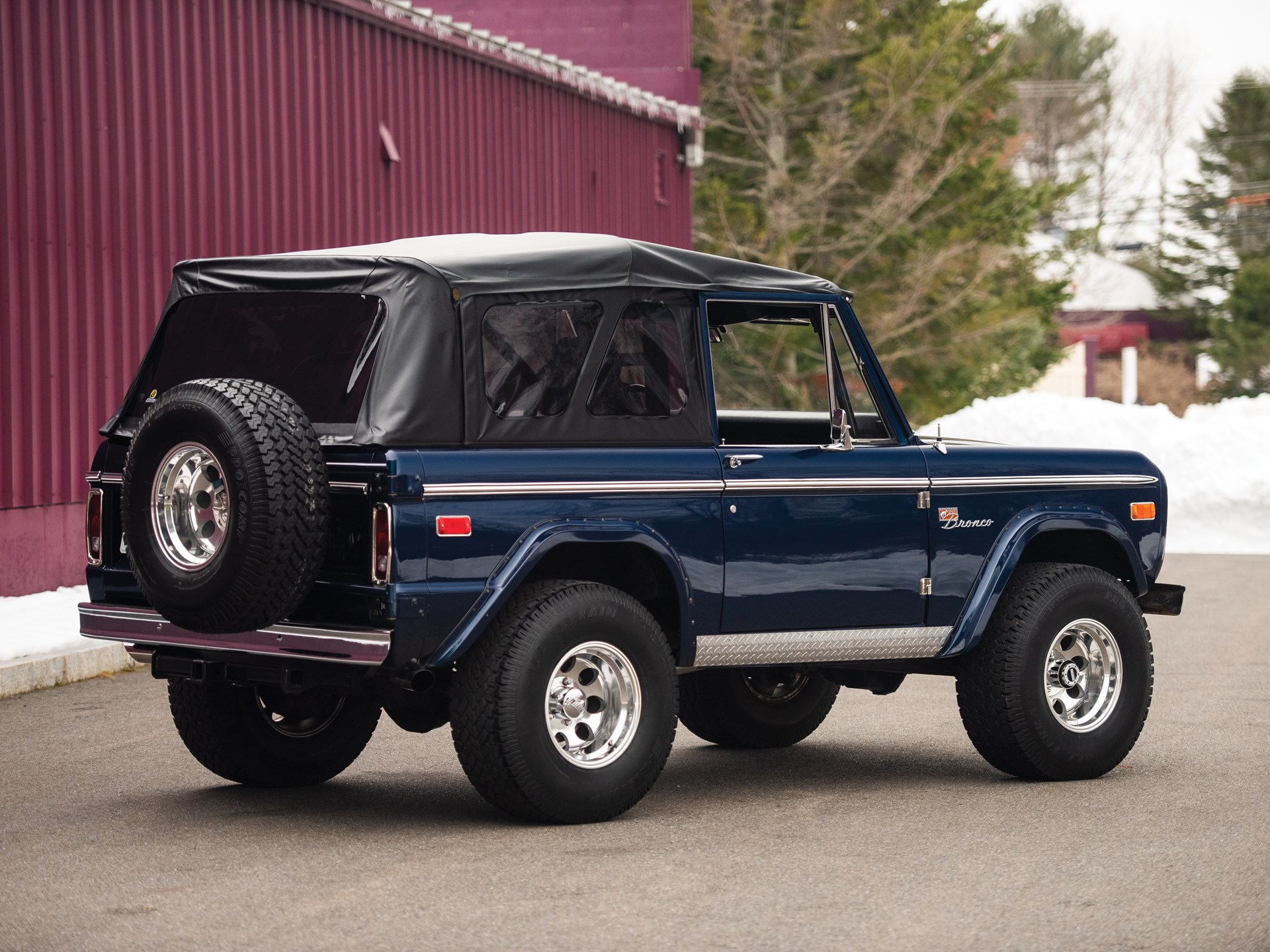 Ford bronco 1975