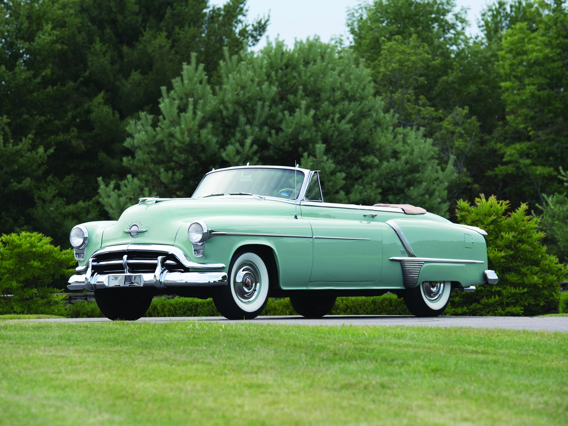 1952 Oldsmobile Super 88 | Auburn Fall 2016 | RM Sotheby's