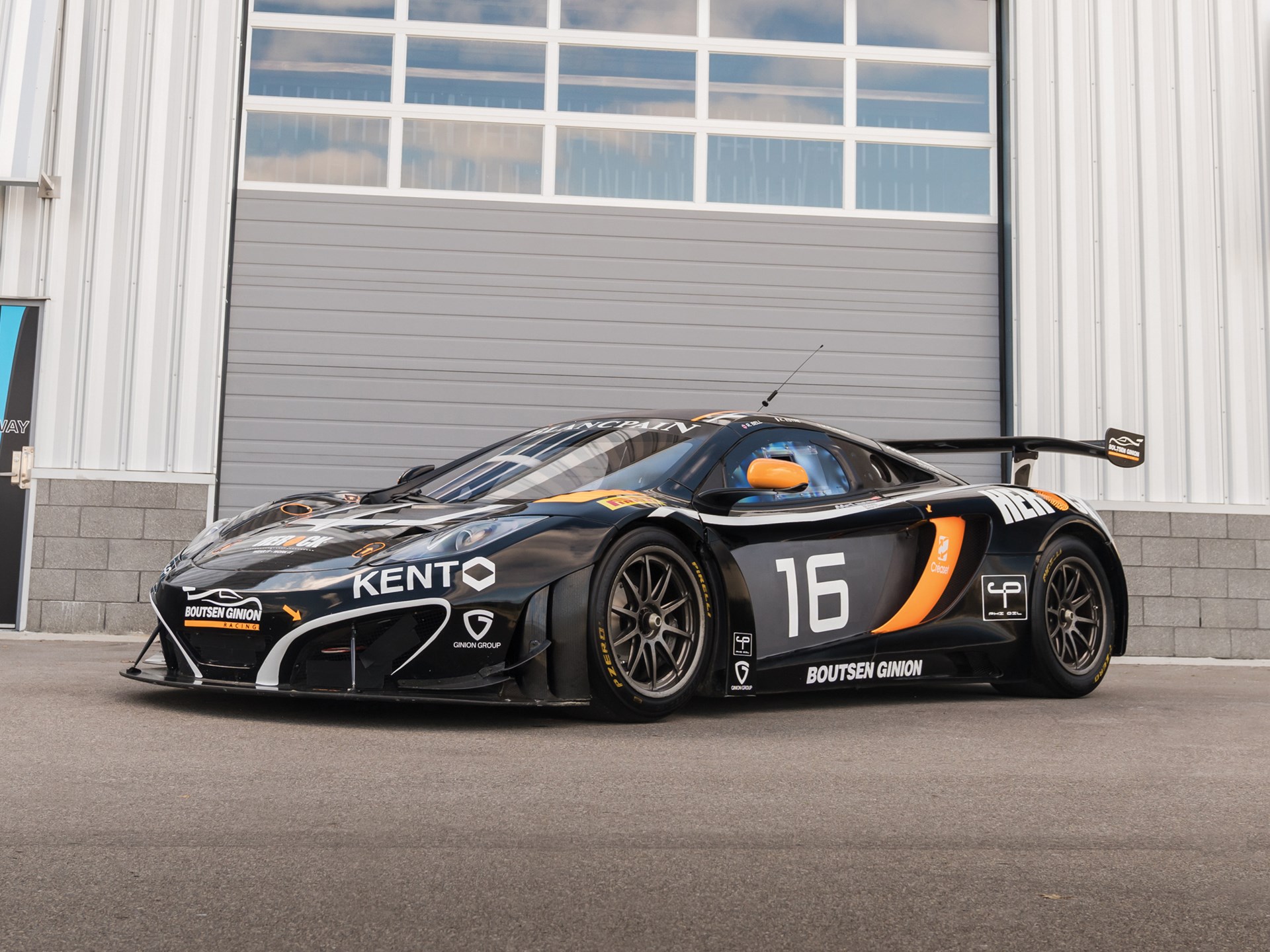 MCLAREN mp4 12c gt3