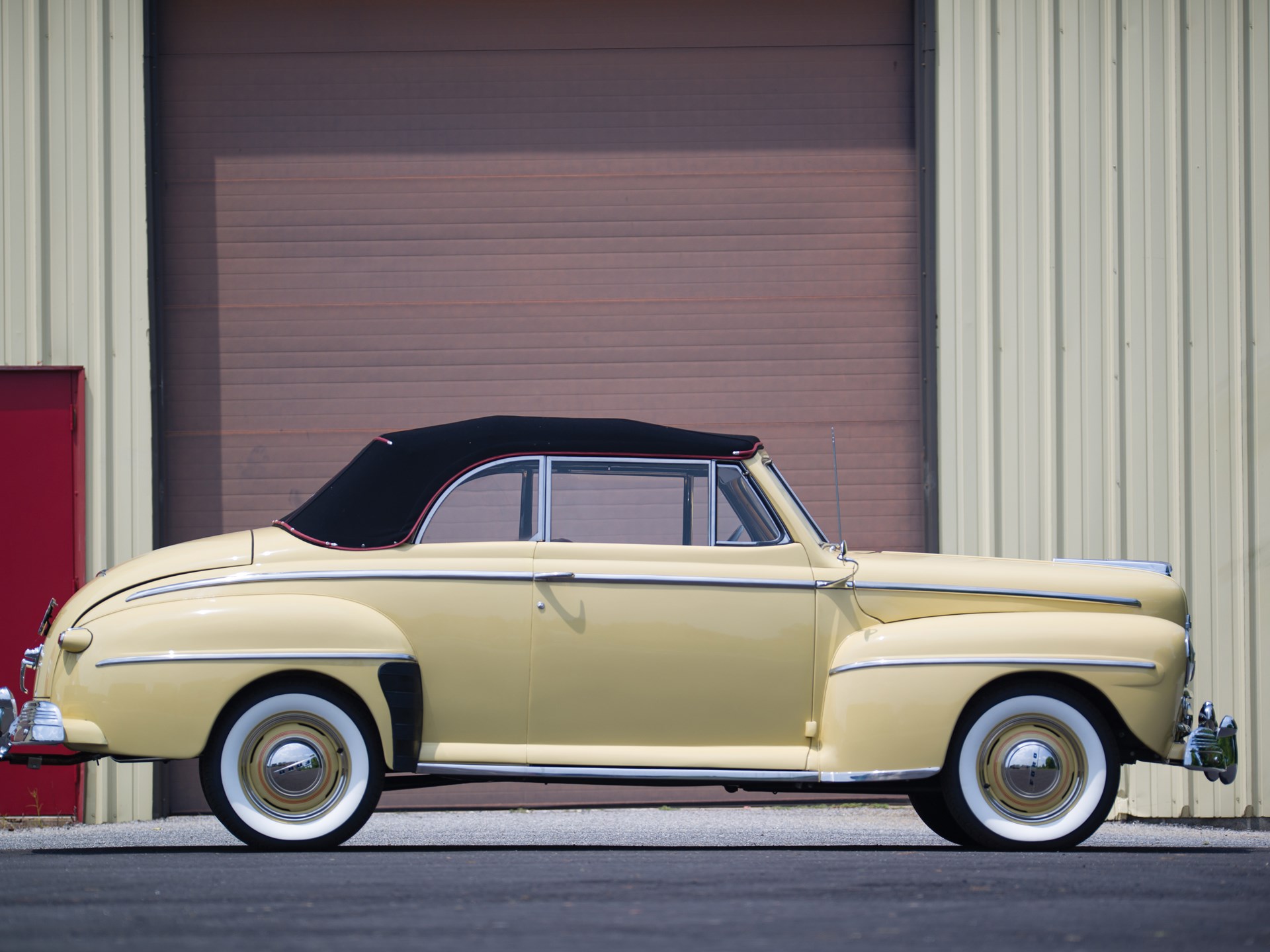 1947 Ford super Deluxe Convertible