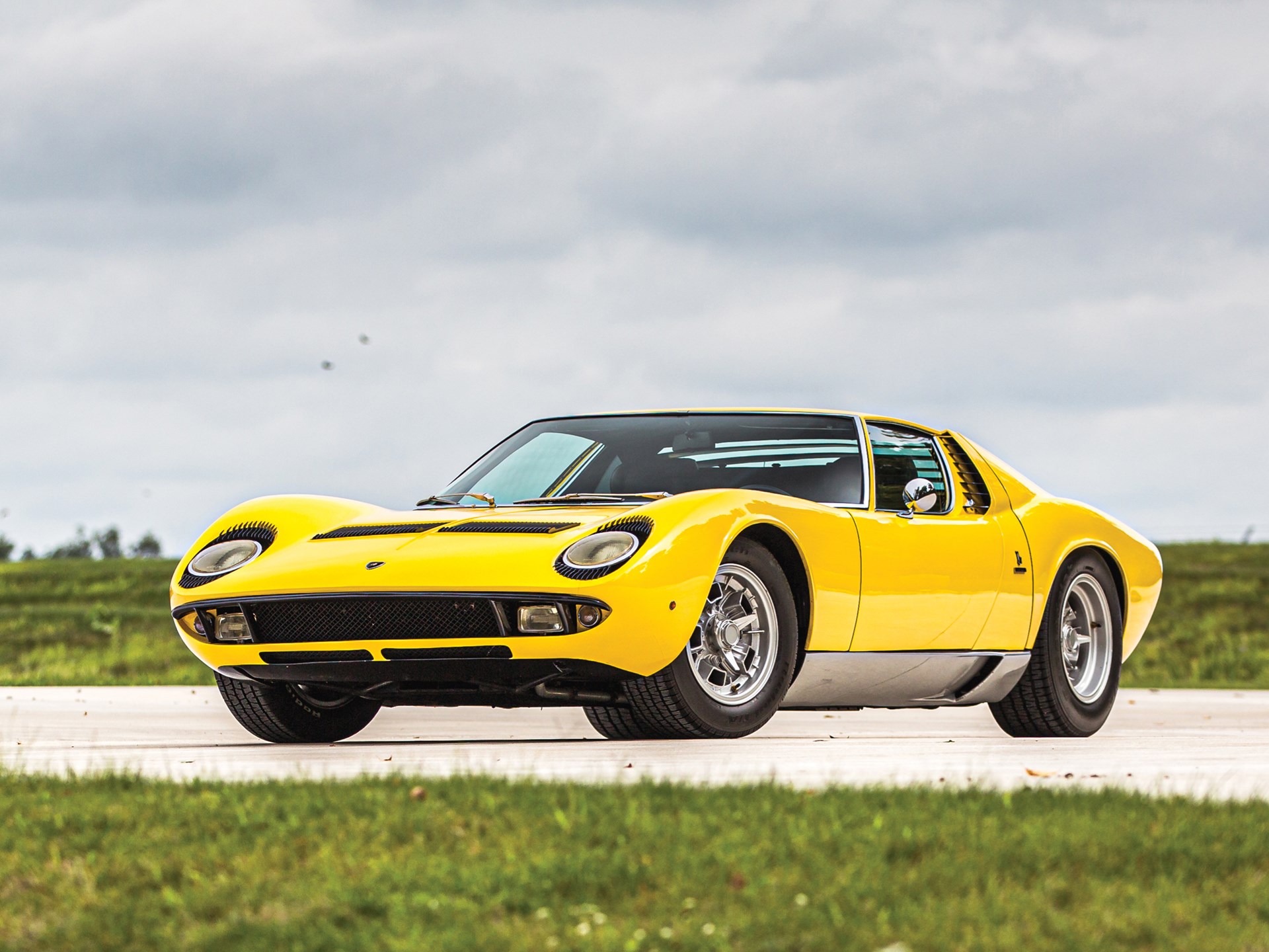 1969 Lamborghini Miura P400 S by Bertone | The Elkhart Collection | RM  Sotheby's
