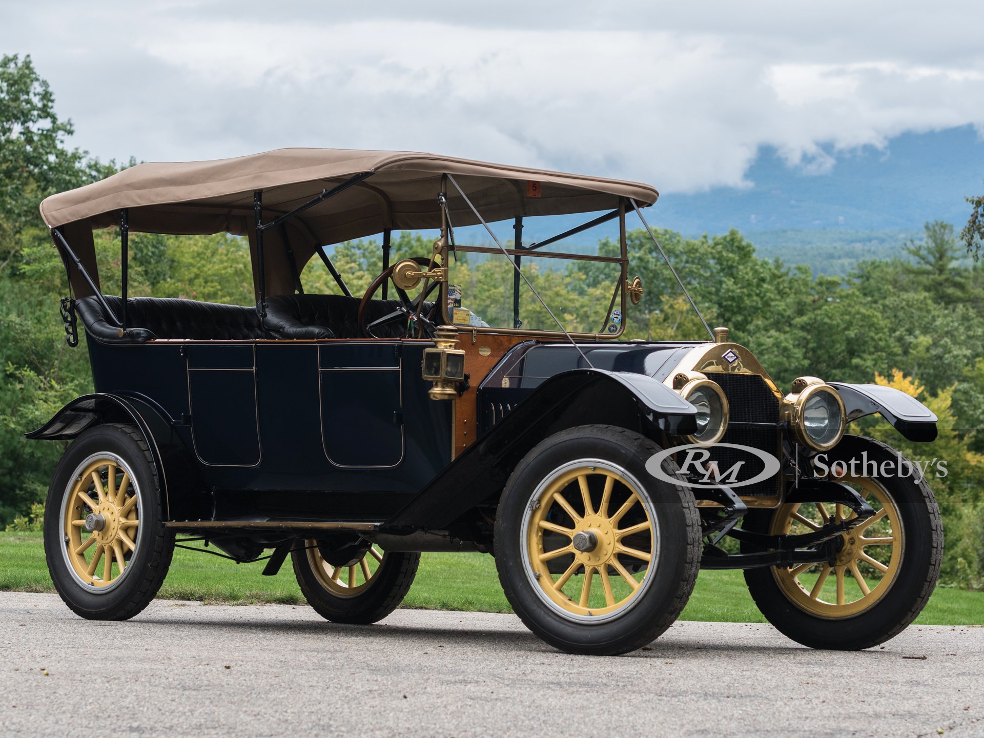 1912 Everitt Six-48 Touring 