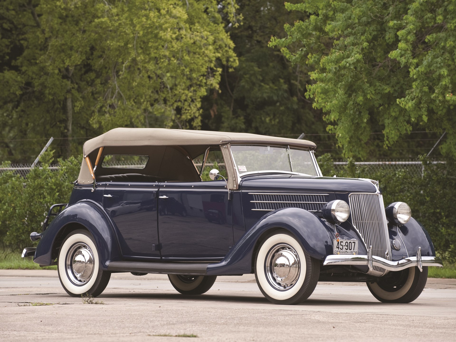 1936 Ford Model 68 Deluxe | Auburn Fall 2010 | RM Sotheby's