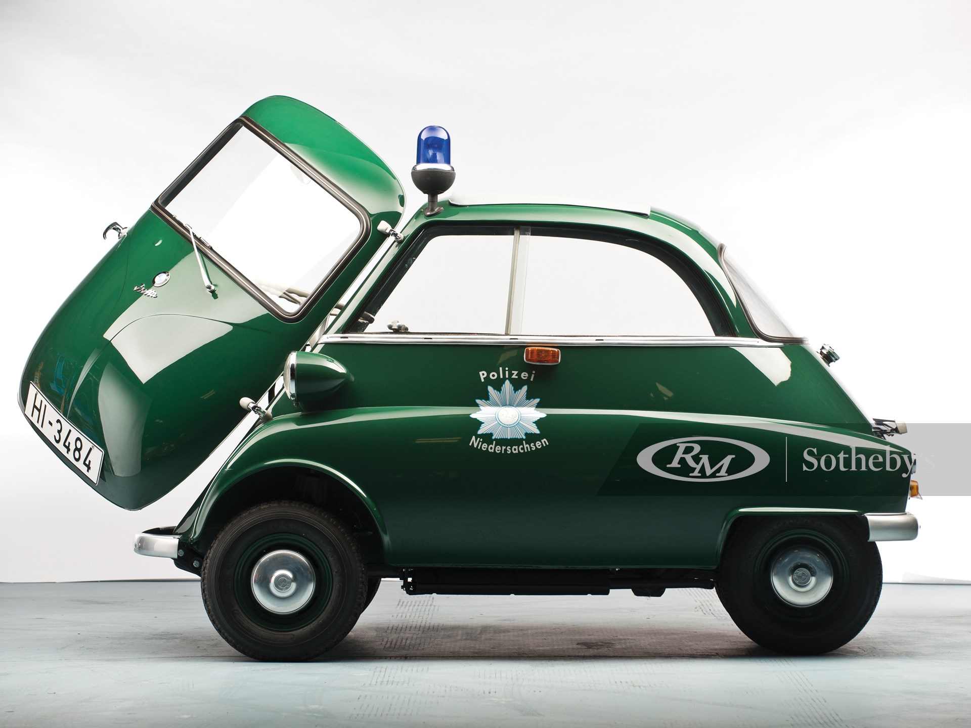 Мотоколяска Isetta